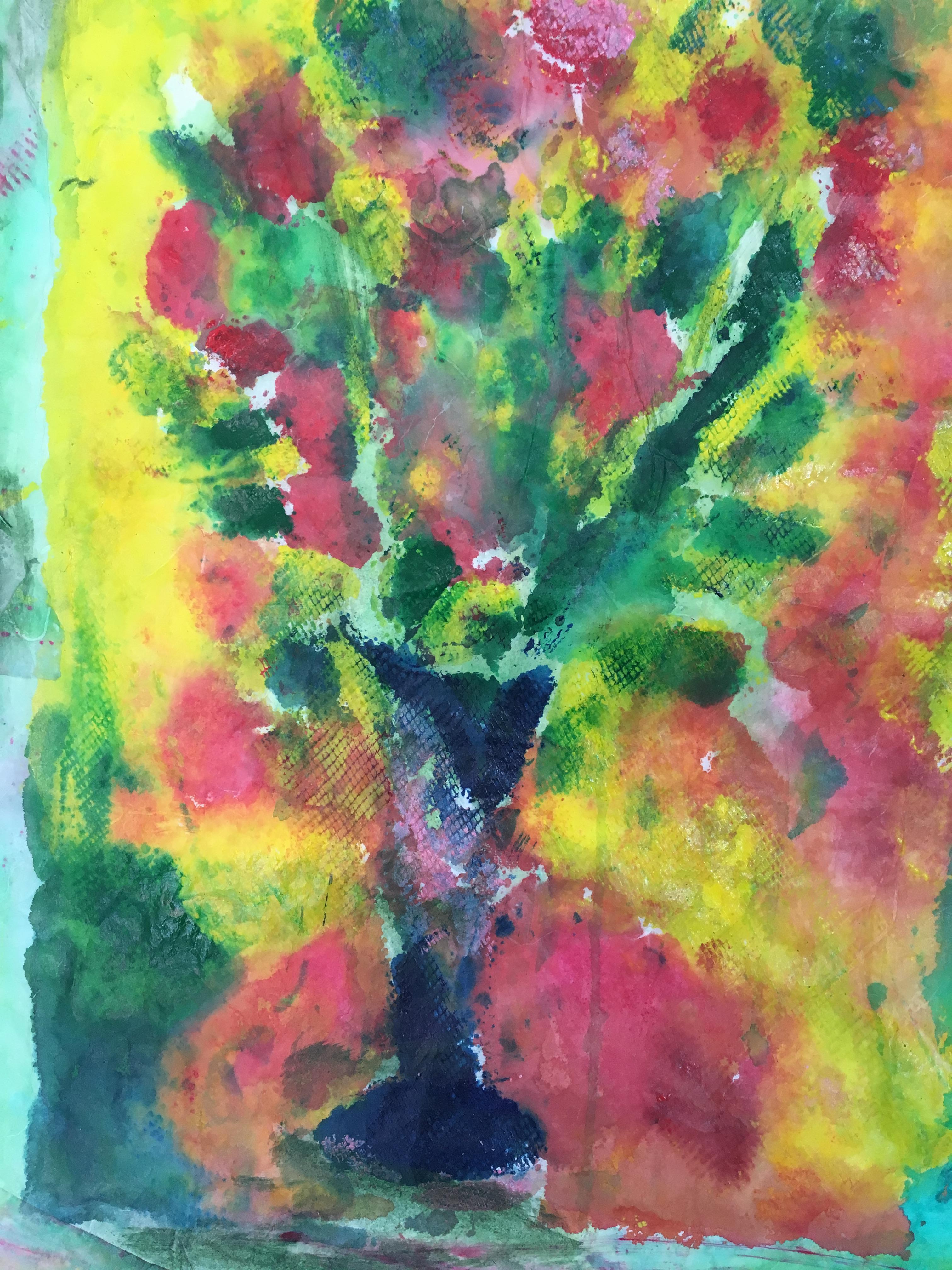 Gemälde eines Blumenstraußes auf Reispapierschichten: „Gelber Hinterhof“  im Angebot 1