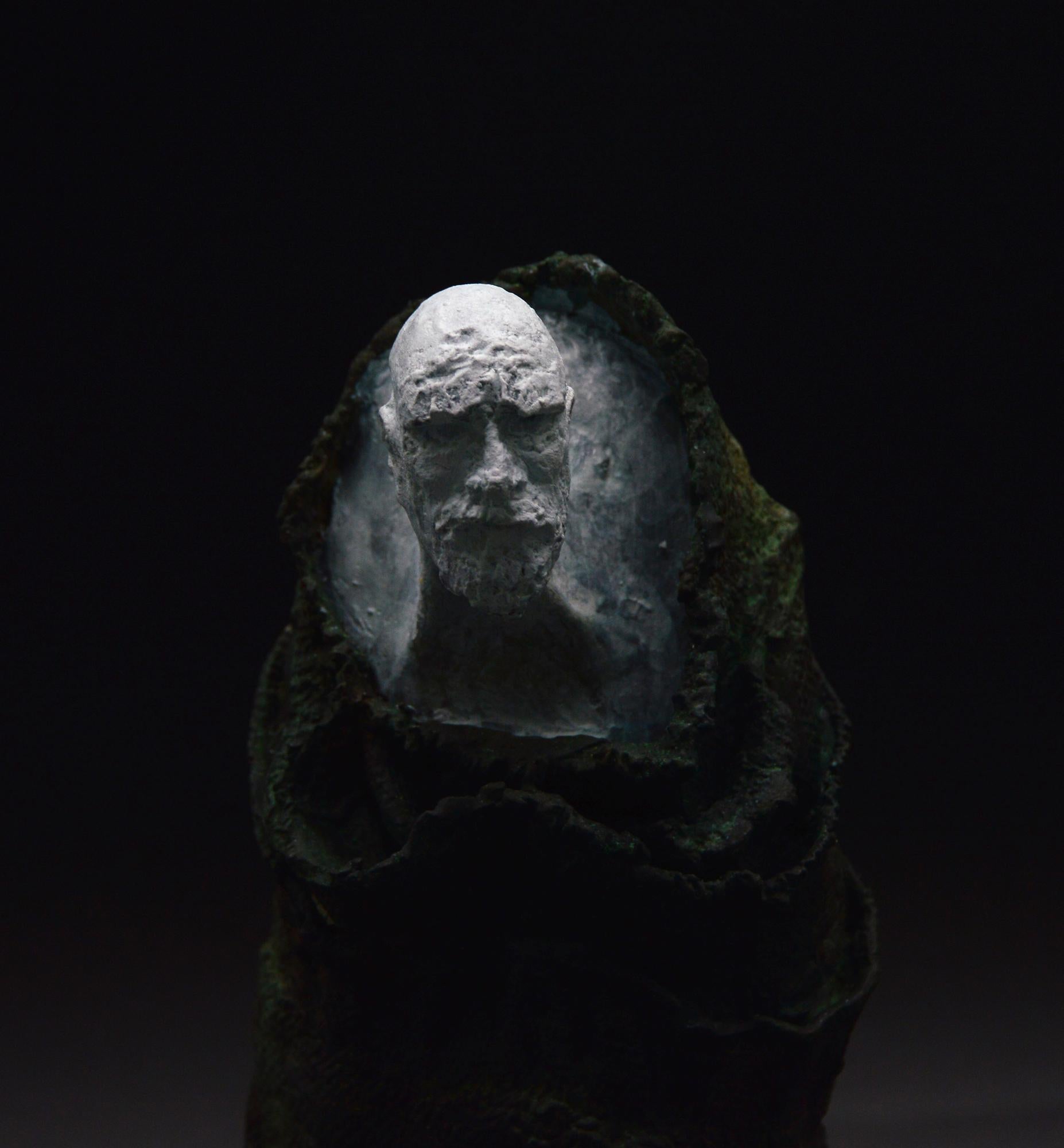 'Metamorfosis III' Bronze Figurative Sculpture For Sale 5