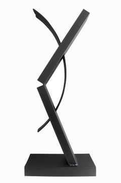 Eclipse - Große schwarze, geometrische, ausbalancierte Original-Modern-Stahlskulptur