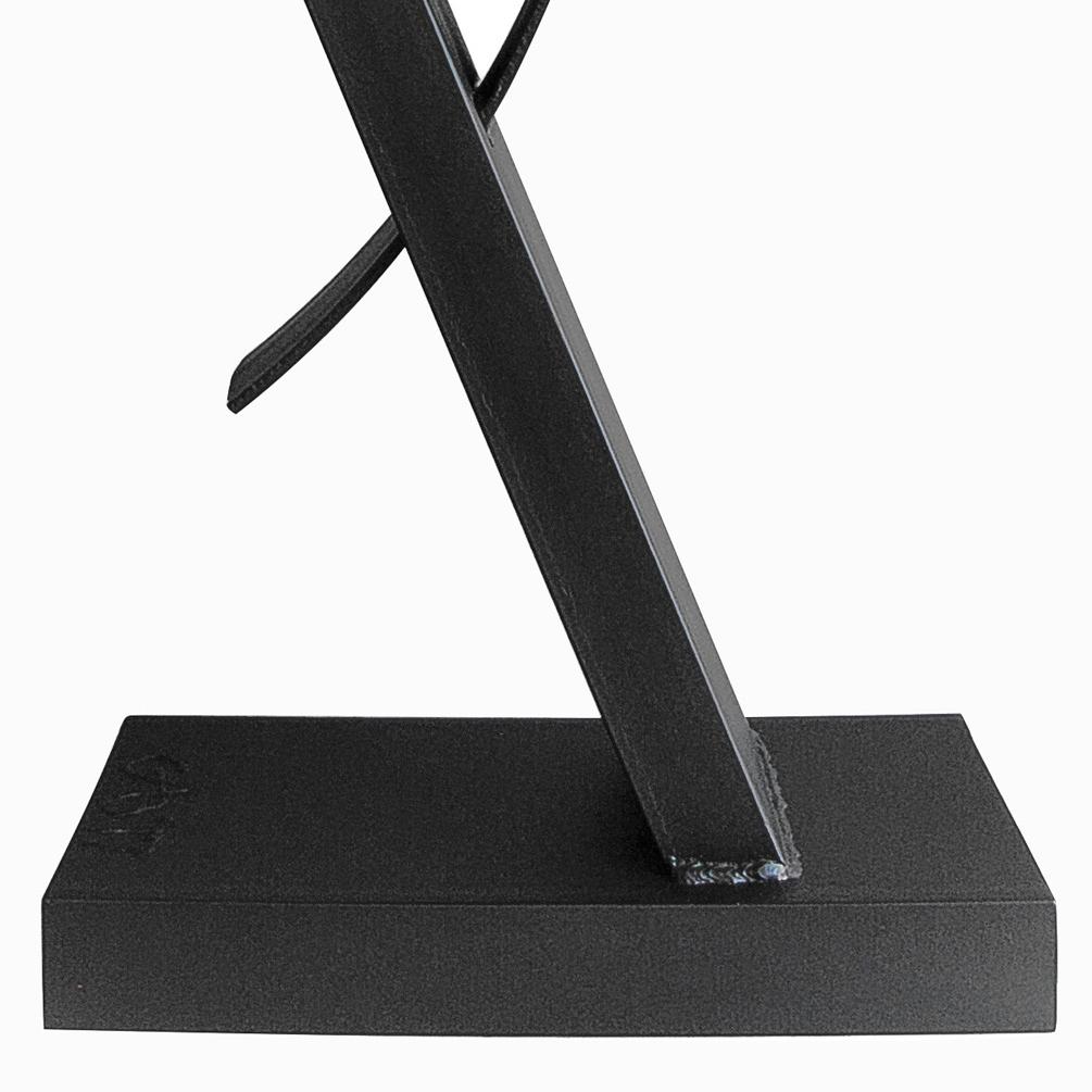 Eclipse - Grande sculpture en acier moderne et équilibrée géométrique noire d'origine en vente 4