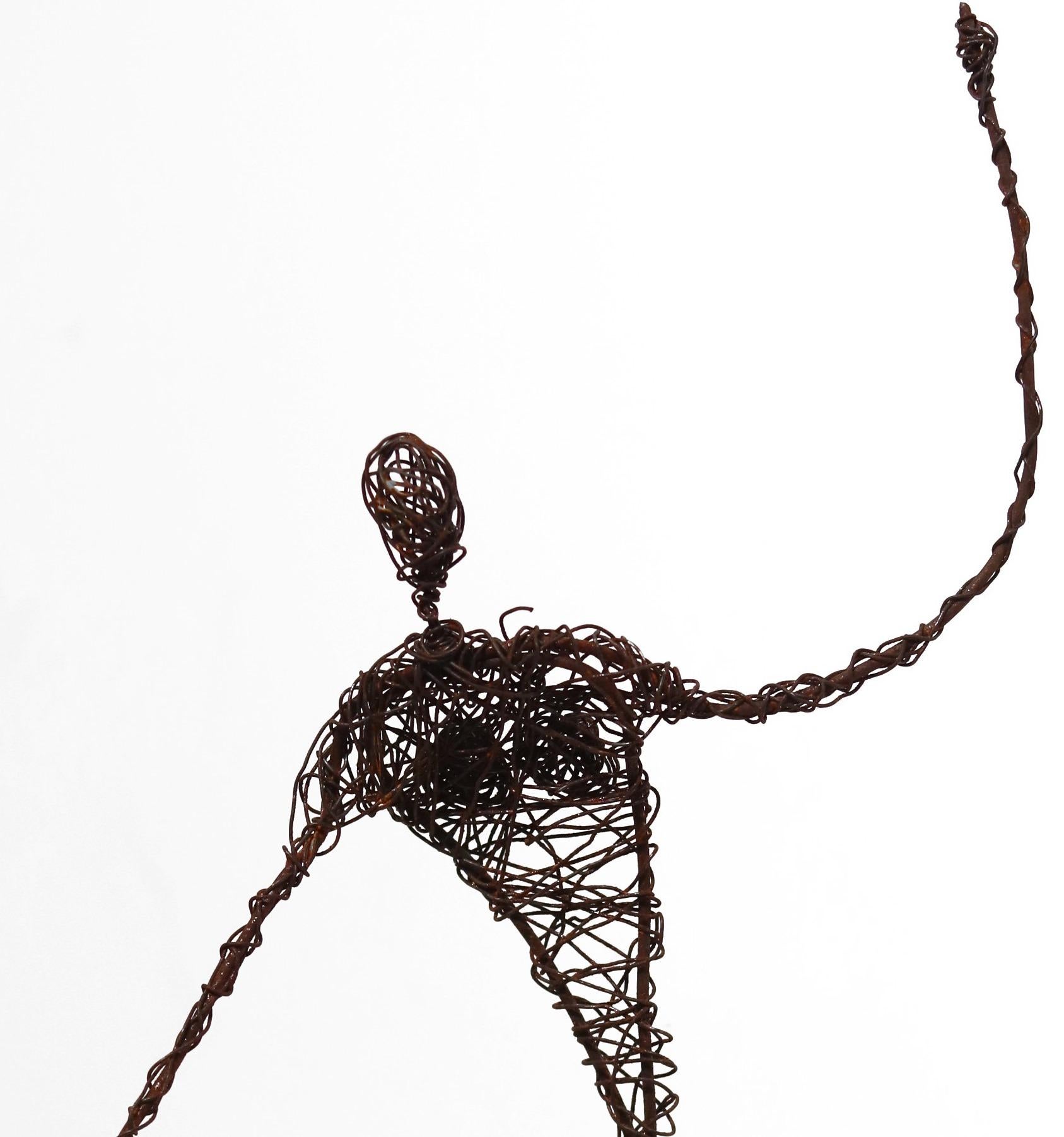 Figure 6 - Iron Wire Sculptural Figurative Mixed Media Artwork - Brown Abstract Sculpture by Susy Hunziker