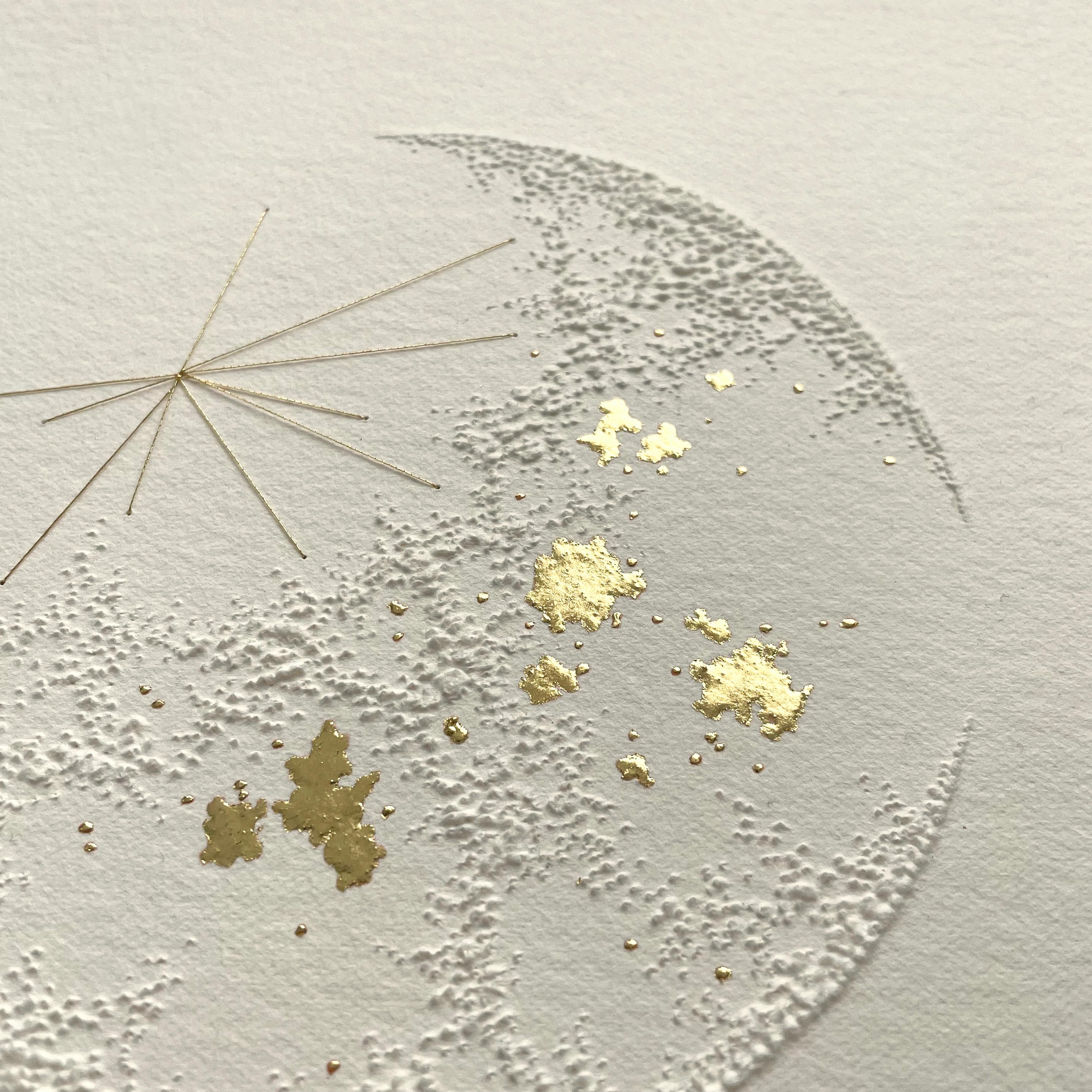 Moon 3- white 3D abstract circle with gold leaves. thread and pulled paper fiber - Gold Abstract Sculpture by Antonin Anzil