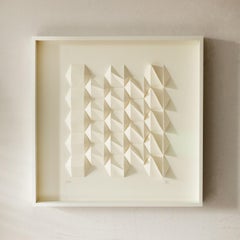 U 17 - white abstract geometric minimalist 3D composition with folded paper
