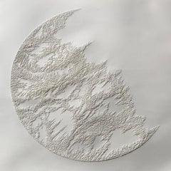 Moon 1 - cercle géométrique abstrait 3D blanc complexe dessiné sur papier 