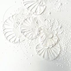 Méduse- white 3 D textural floral abstract intricate sculpted paper