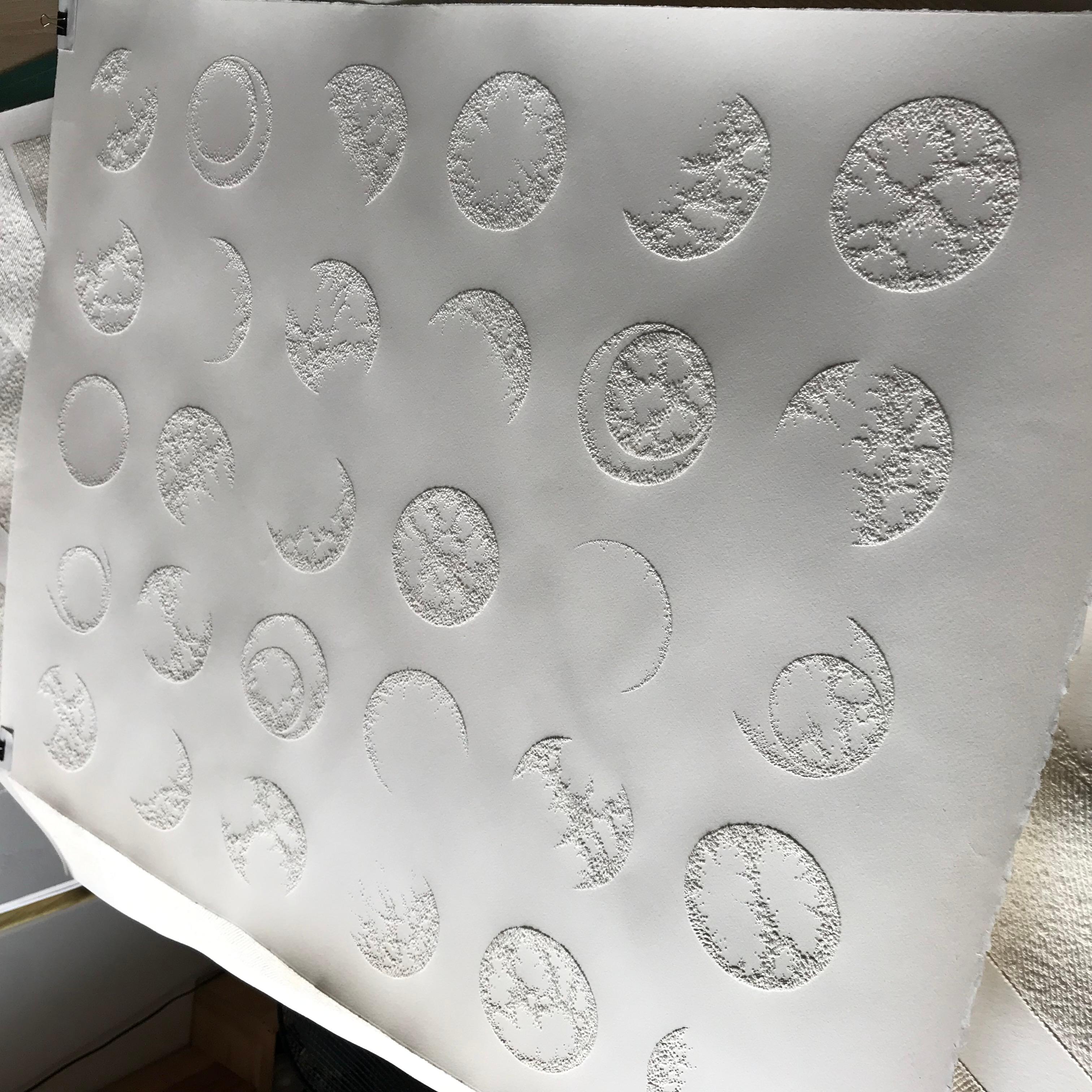 Antonin Anzil Abstract Sculpture - 30 Moon Circles - intricate white 3D abstract geometric pulled paper drawing 