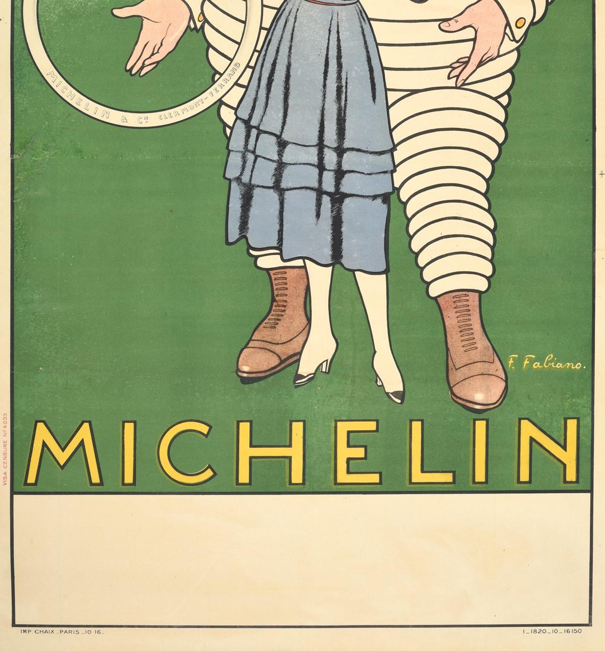 Affiche publicitaire originale et ancienne de Michelin pour les pneus de bicyclette - Enveloppe Velo Michelin - avec un grand dessin de Fabien Fabiano (1882-1962) représentant le personnage Bibendum / Bibendum fait de pneus blancs, fumant un cigare