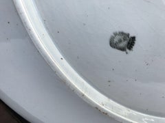 Pittura di fiori su piatto di porcellana