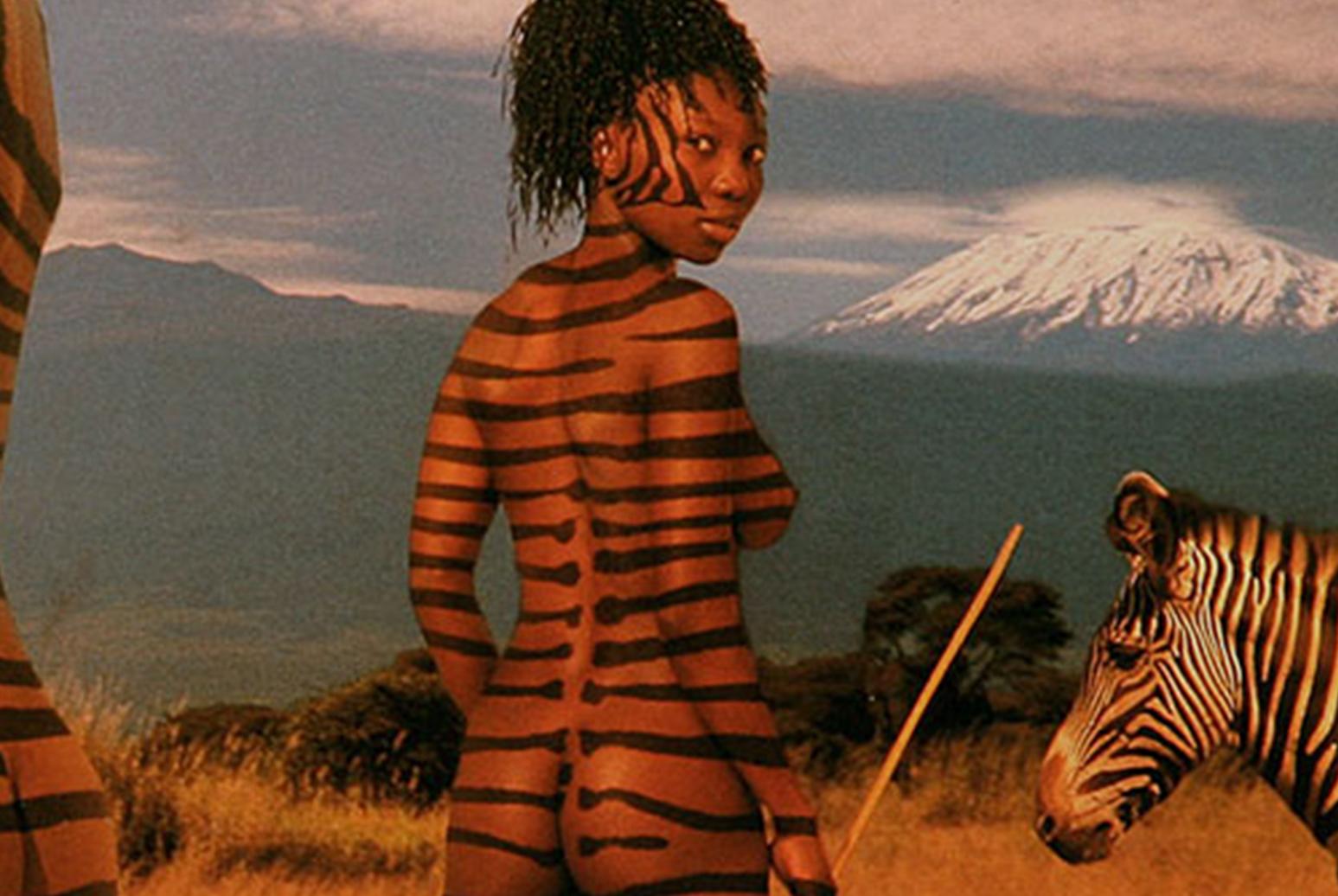 Kenya, Dalla serie Mani- Cartes Postales. - Photograph Contemporaneo di Uwe Ommer