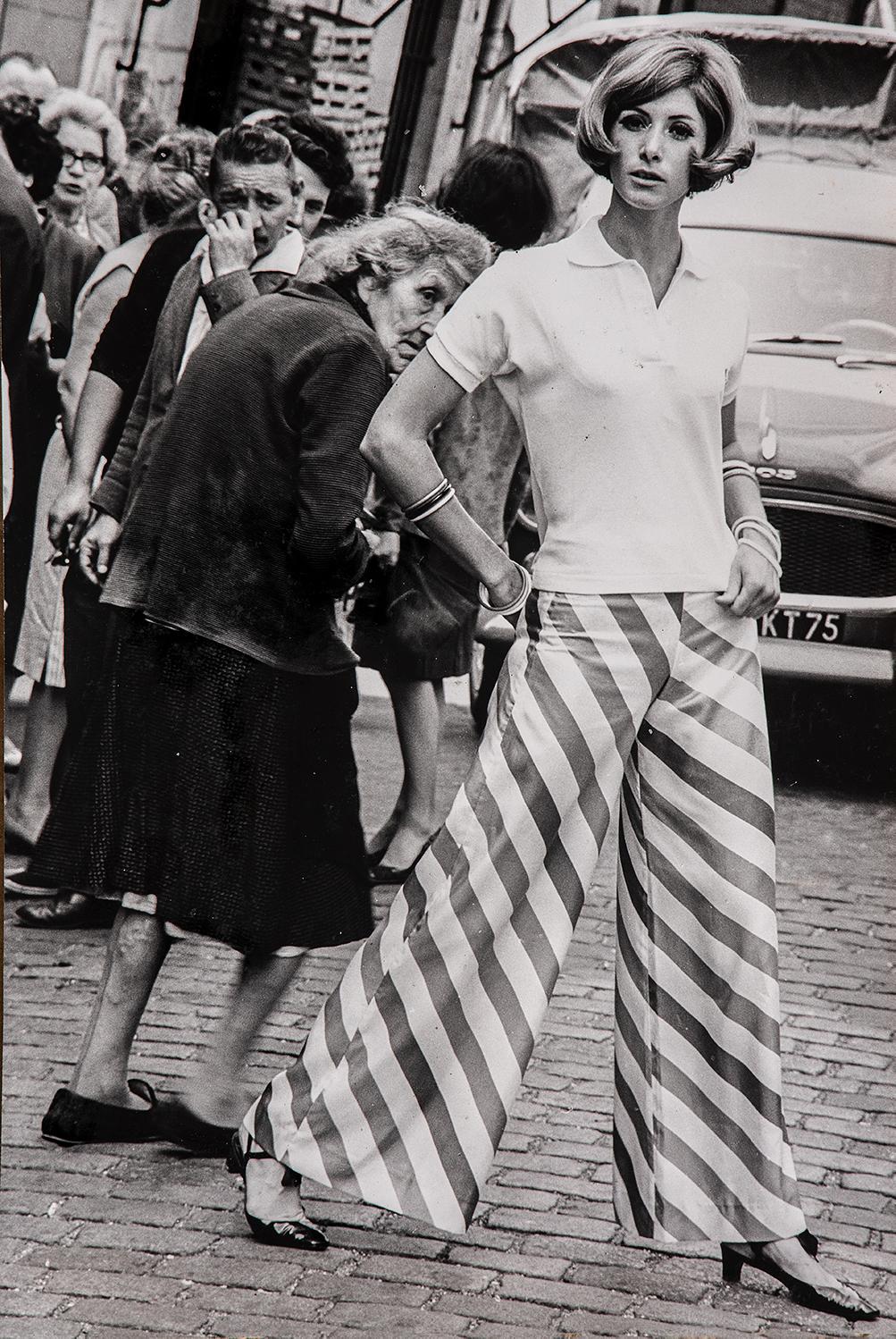 Rue Mouffetard. Fashion. Black and White Photograph