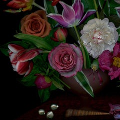 Nature morte avec perles noires. Fleurs. Photographie numérique à collage de couleur