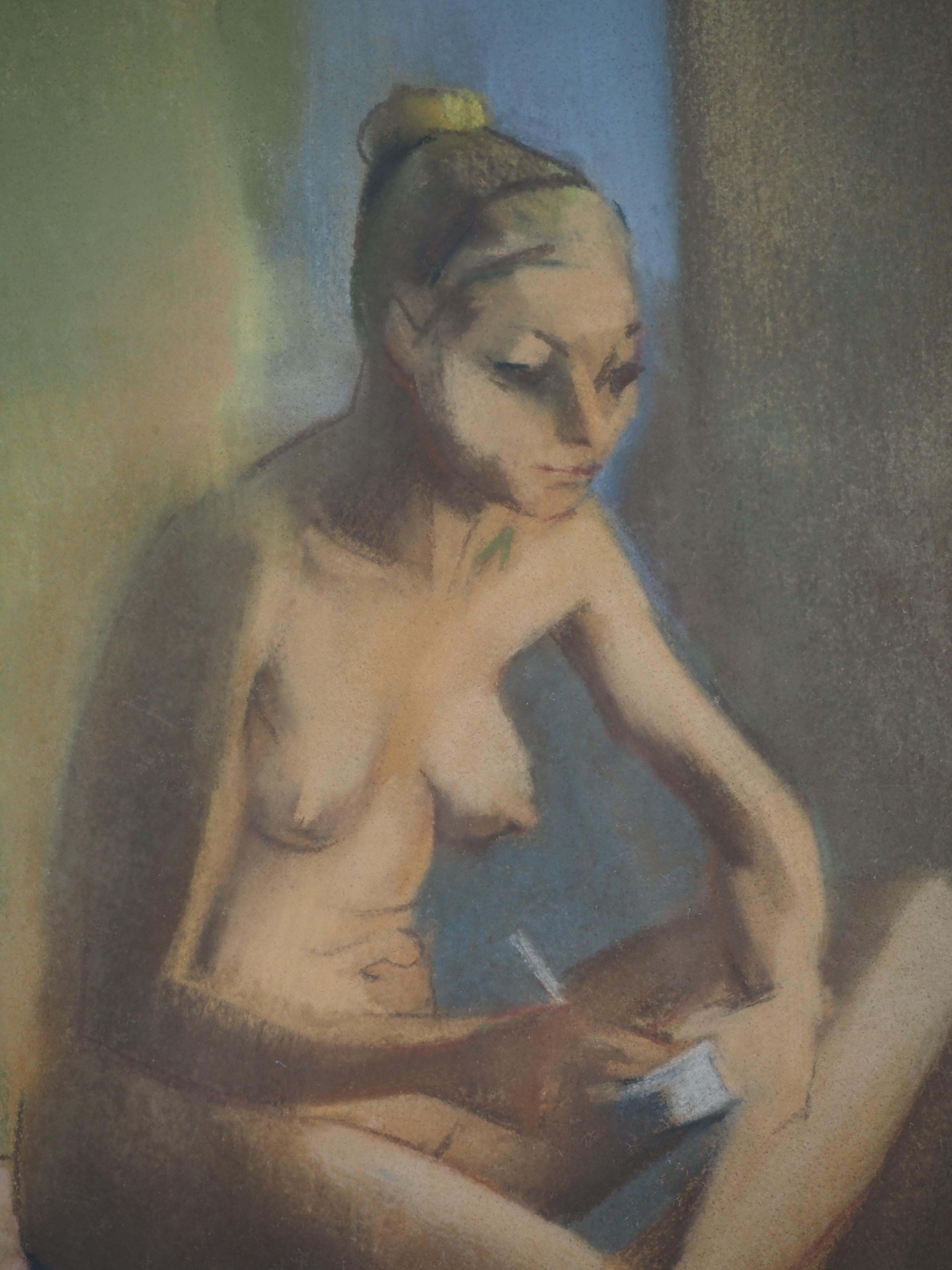 Woman in the Hammam - Original Pastel Drawing, Signed #REFERENCED For Sale 6