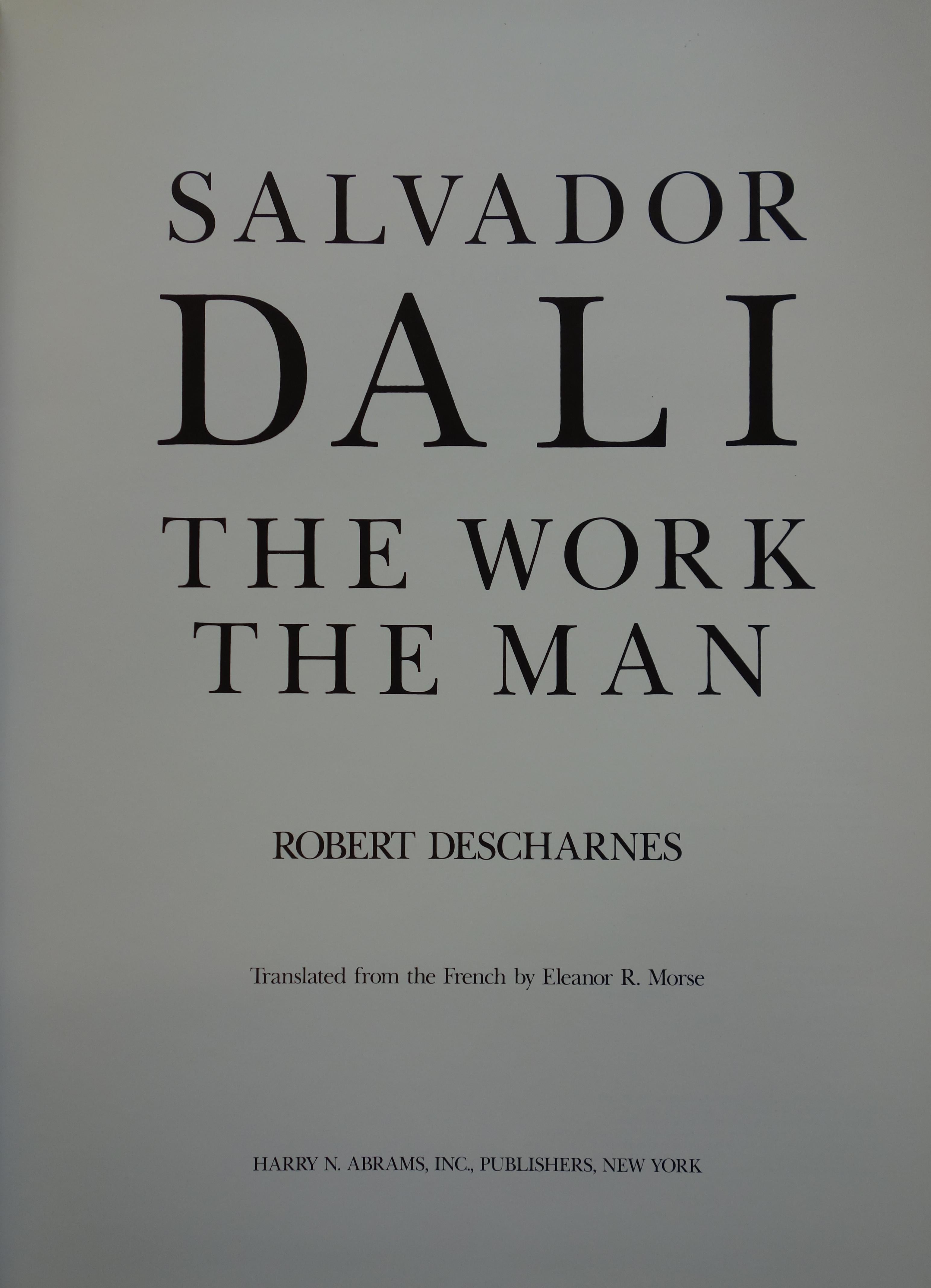 Dali Das Werk und der Mensch 
von Robert Descharnes 

Hardcover-Kunstband.
Meisterkünstler Salvador Dali großer Bildband. Datiert 1984.
 
Dieses 453 Seiten starke Buch ist in englischer Sprache verfasst und ein anerkanntes Nachschlagewerk.

Dieser