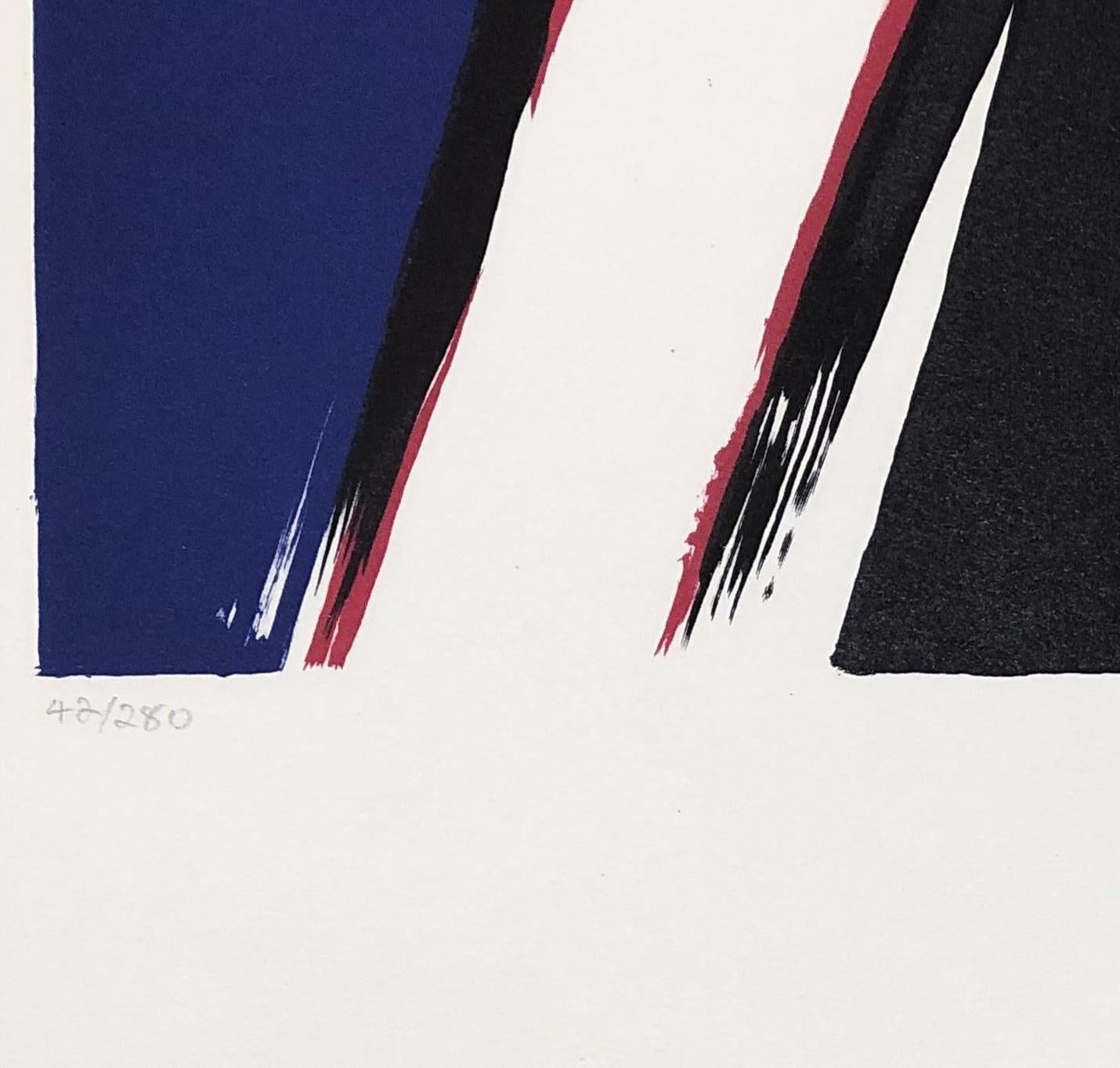 Schwarz-blaue Komposition – Originallithographie, handsigniert und nummeriert (Weiß), Interior Print, von John Christoforou