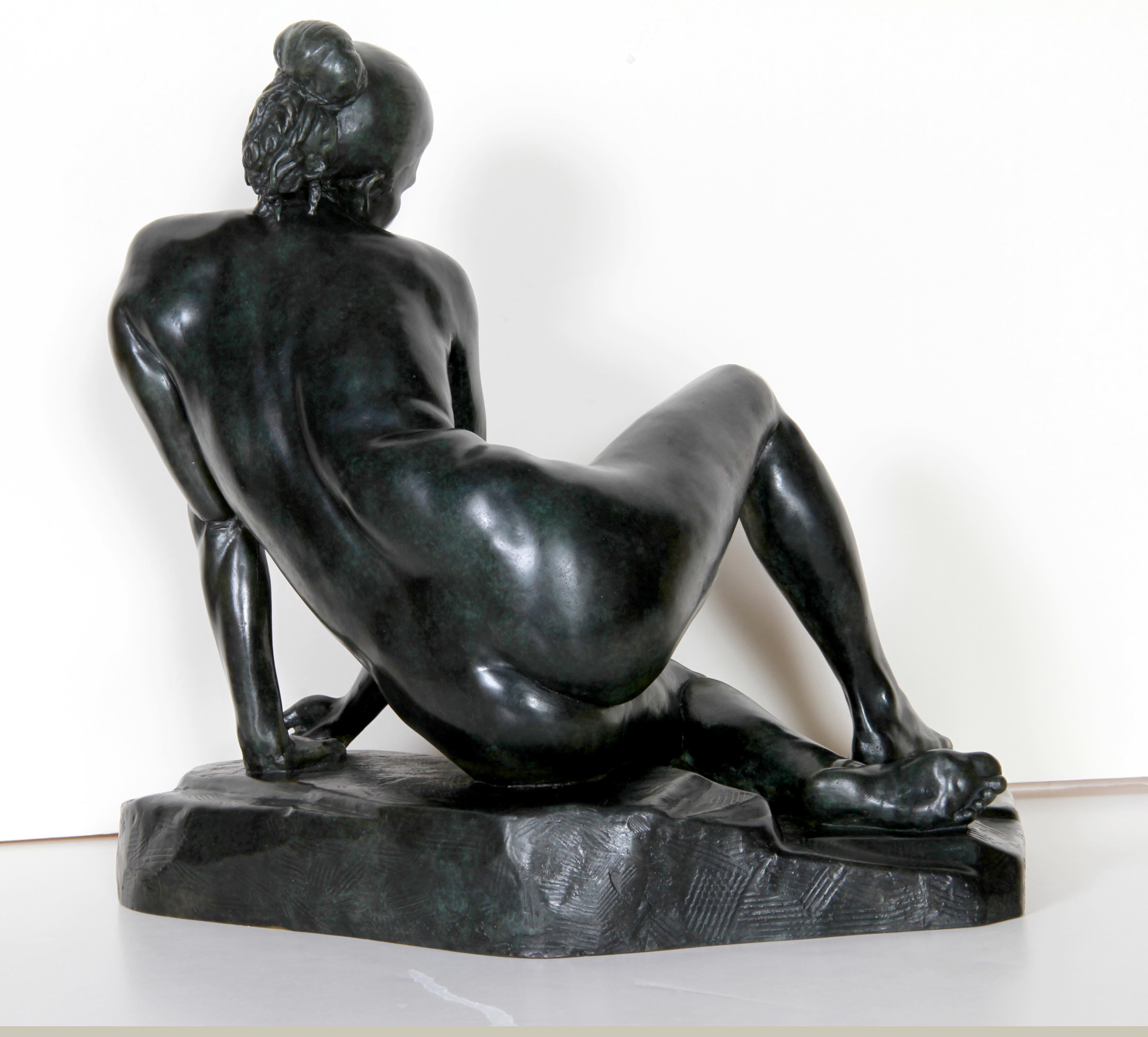 Nu assis, sculpture en bronze de Kuno Lange en vente 1