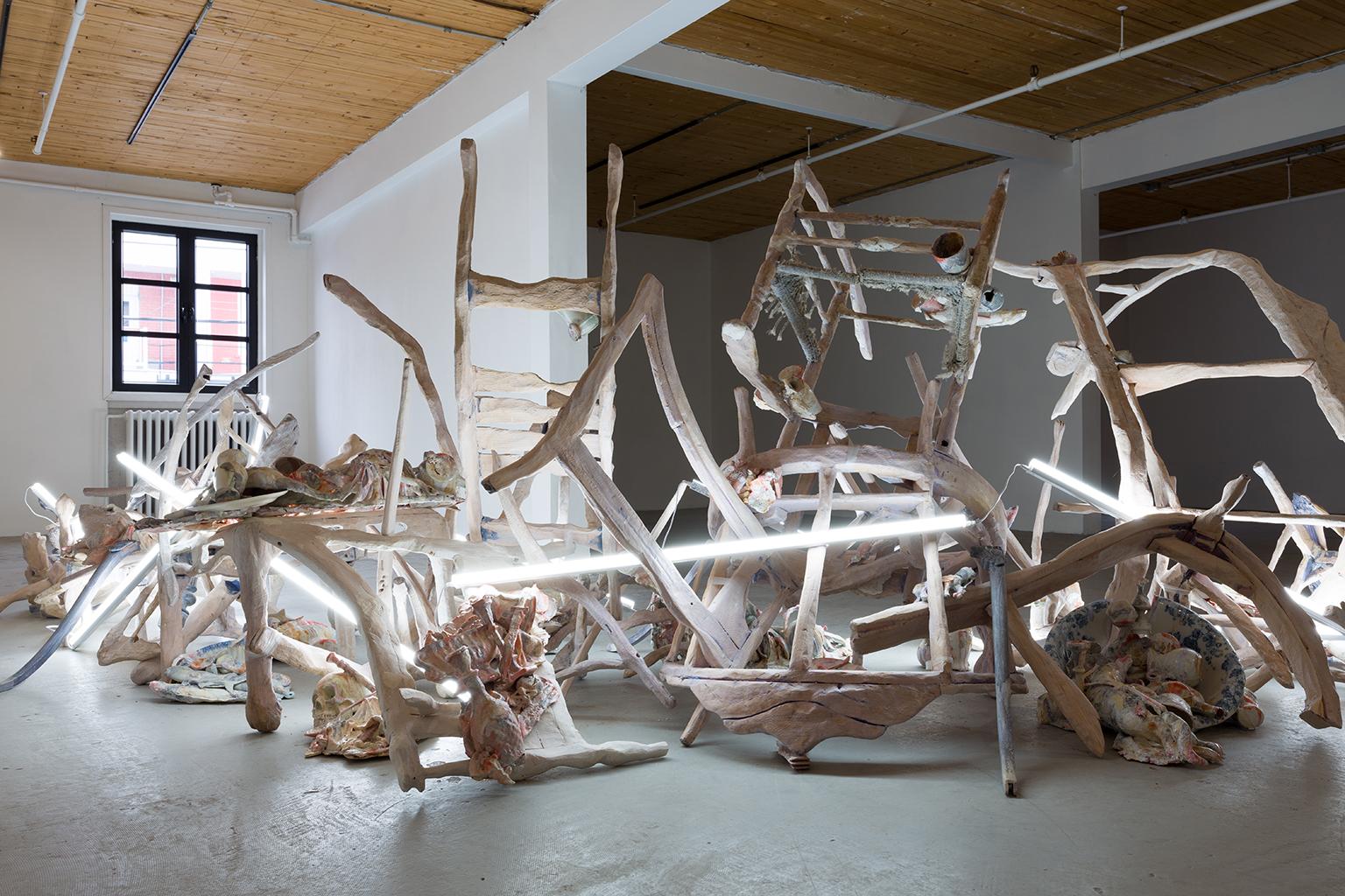 Nicholas Crombach & Nurielle Stern Figurative Sculpture - Whale Fall