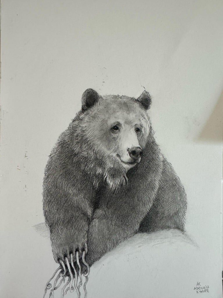 Adonna Khare - Unghia lunga dell'orso in vendita su 1stDibs Italia, image size:768x1024