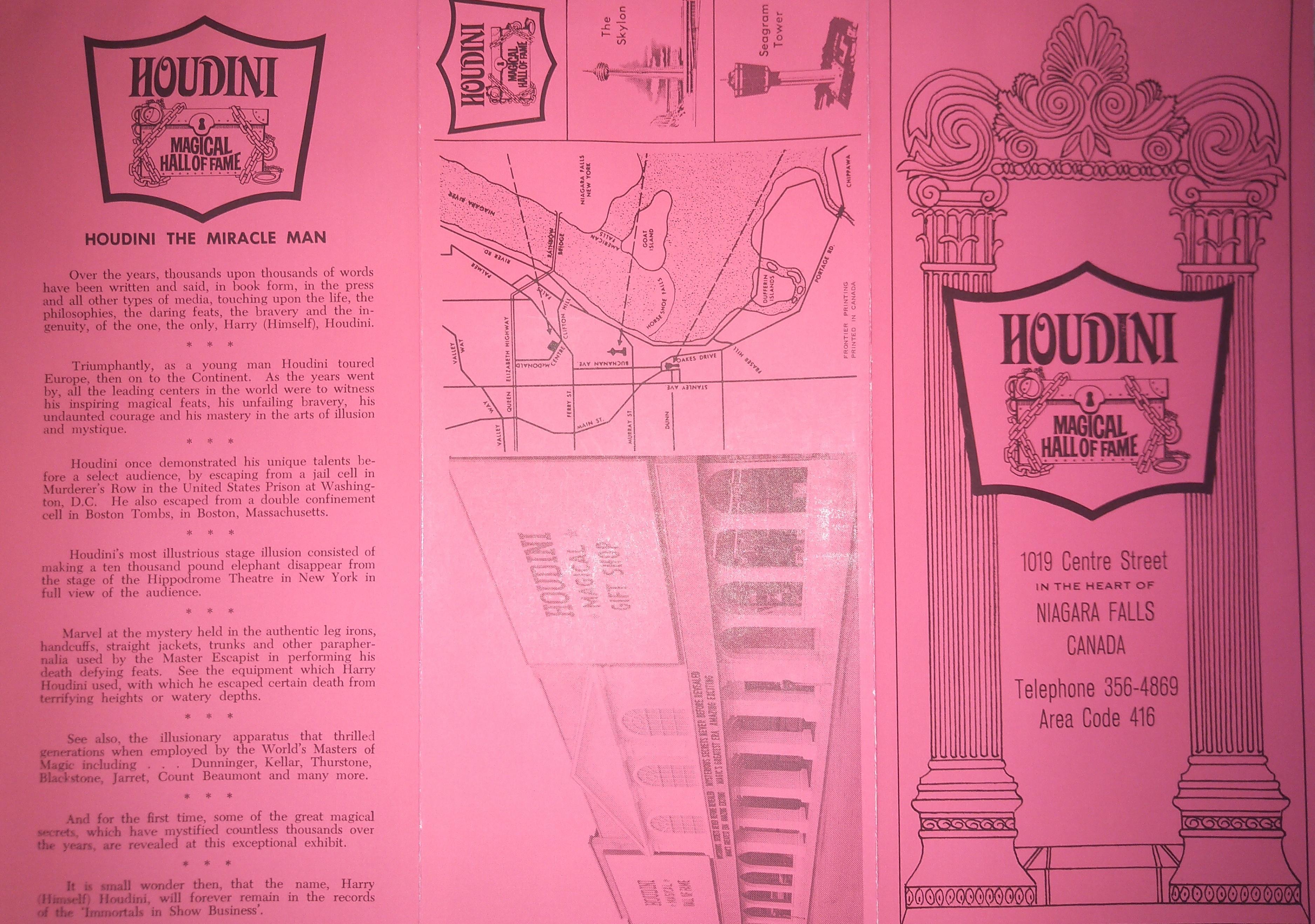 Growing Up With Houdini    Coffee Table Book by David J. Muller For Sale 1