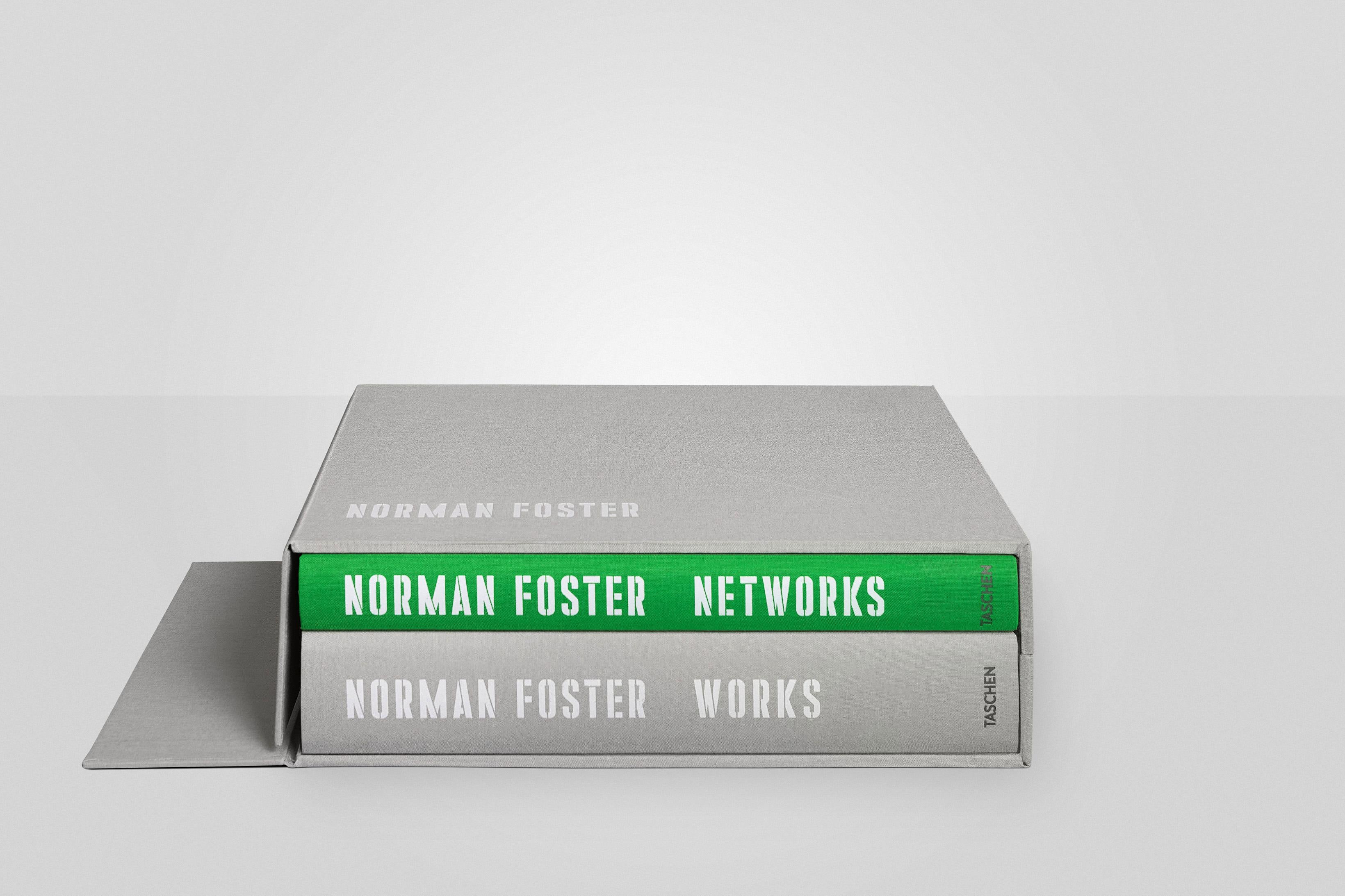 Norman Foster XXL Monograph. Signed Limited Edition with a Signed Print For Sale 4