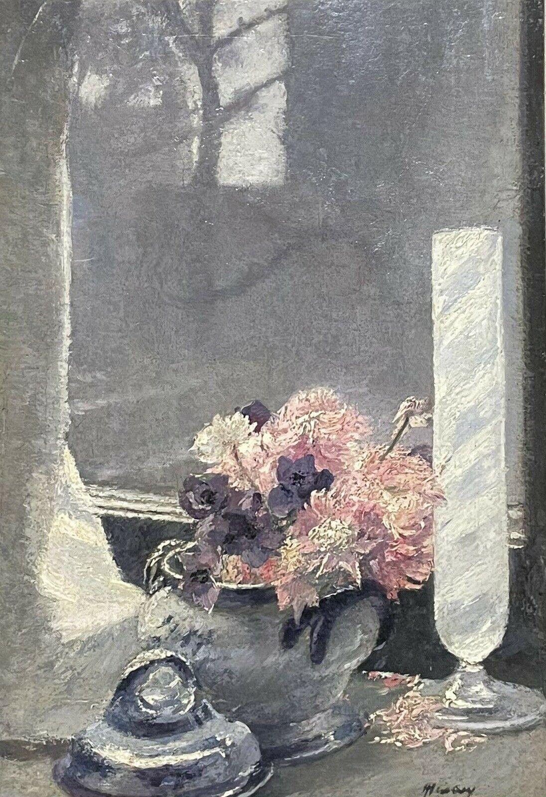 1930'S FRENCH IMPRESSIONIST SIGNED OIL - BEAUTIFUL FLOWERS ON WINDOW SILL VIEW - Painting by French Impressionist