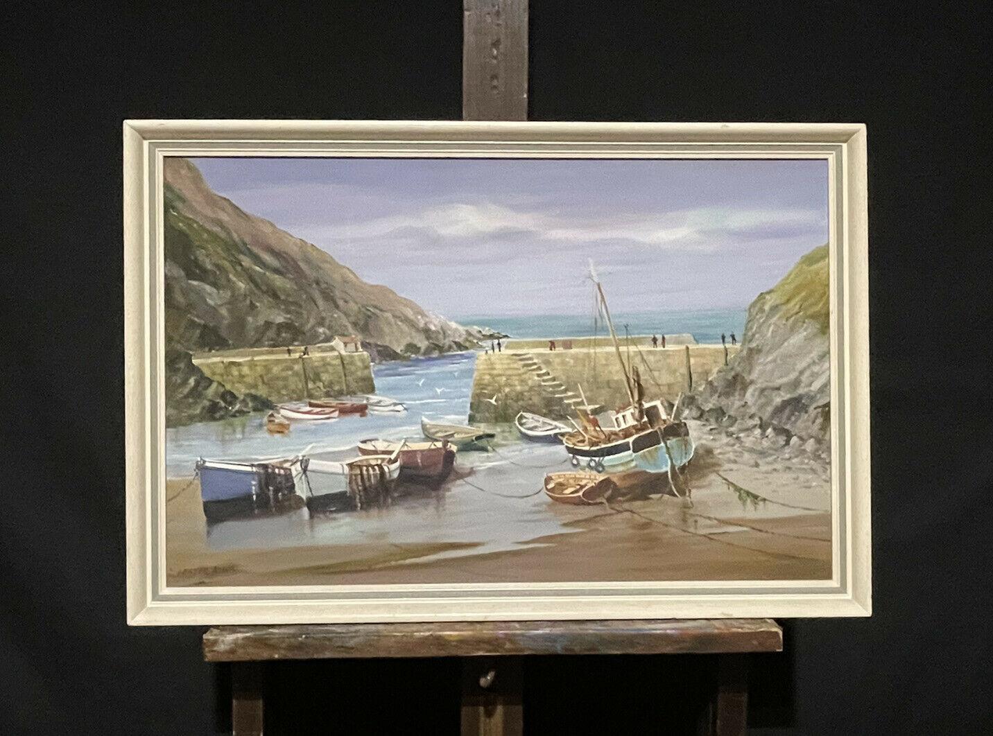 VINTAGE CORNISH FISHING HARBOR SCENE - SIGNED OIL PAINTING - Painting by Lester Atack