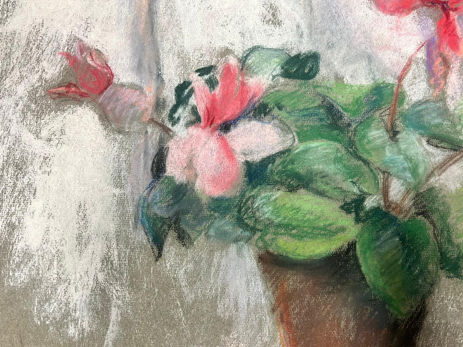 The Flower Pot
by Josine Vignon (French 1922-2022) 
signed
pastel on paper, unframed
painting: 19 x 25 inches
good condition
provenance: from the artists estate, France

Josine Vignon (1922-2022) was a French artist living on the Rue Beautreillis in