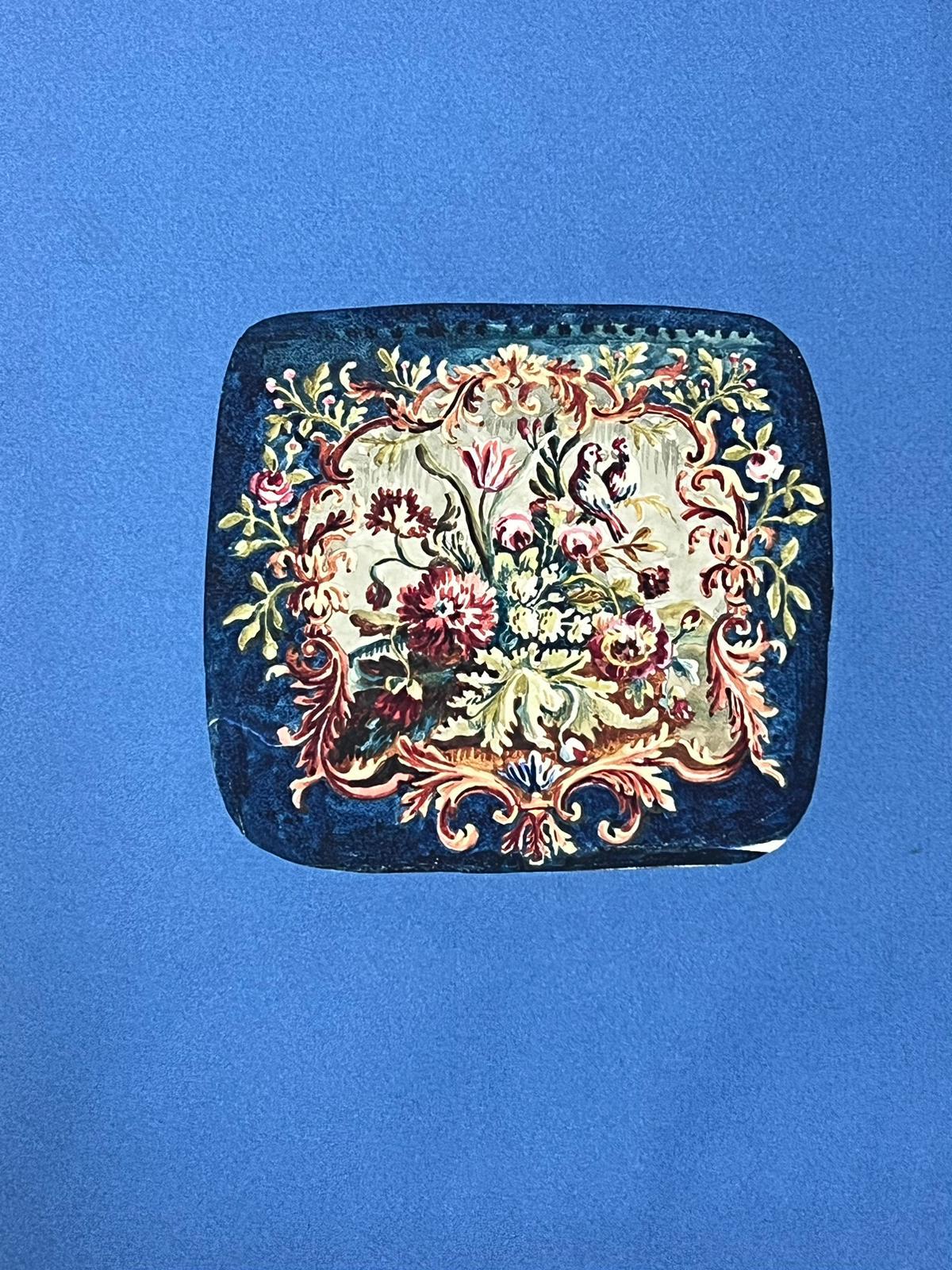Pareja de acuarelas inspiradas en Rococó con elaborados arreglos florales - Still-Life Azul de French School