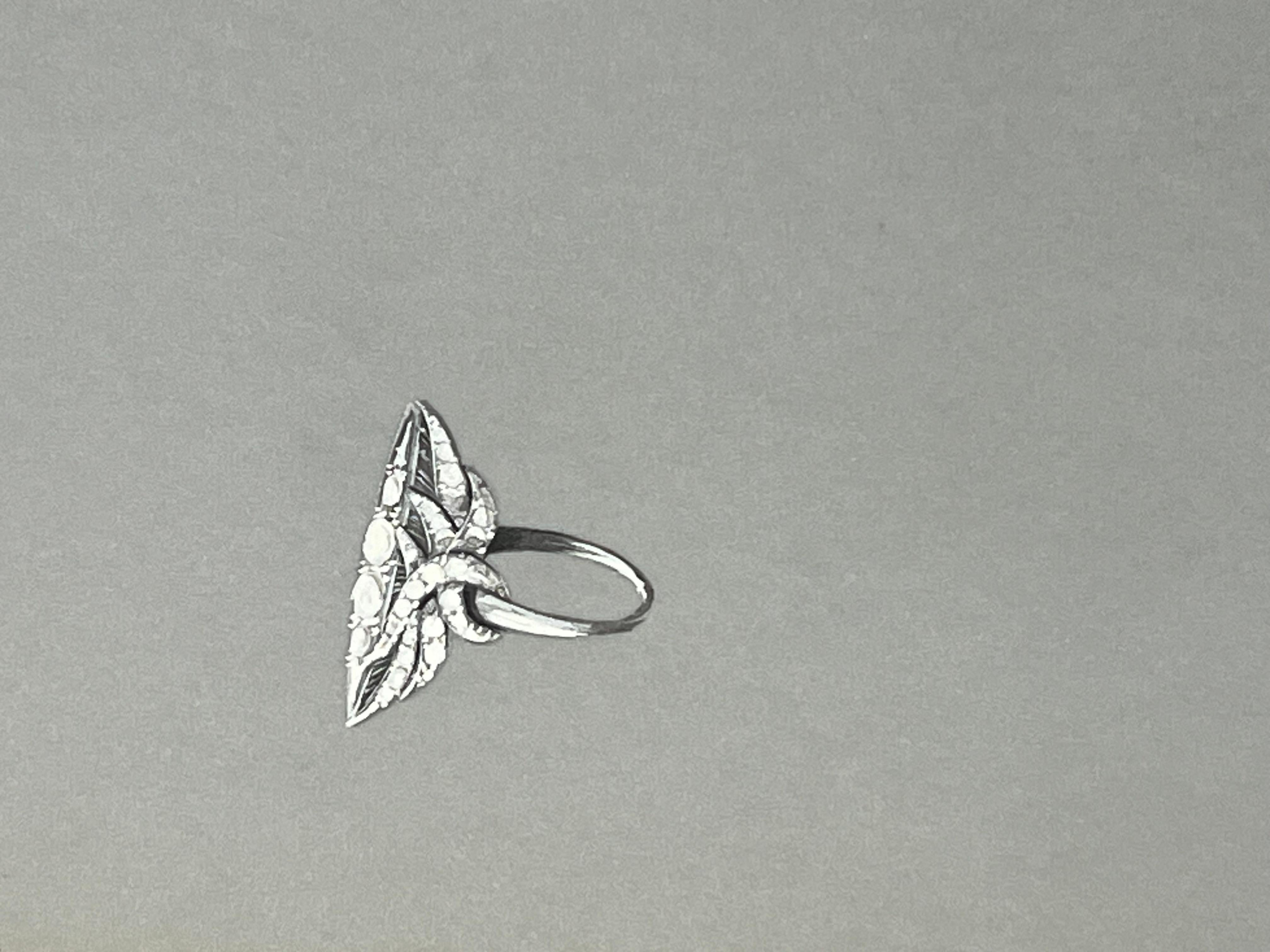 Set di due anelli in argento Design/One 
circa metà del XX secolo
di Paul Touzet (francese, nato nel 1917)
dipinto originale a guazzo, con matita su carta da lucido incollata su carta spessa, senza cornice
Misure: 10 x 6,5 pollici
condizioni: le