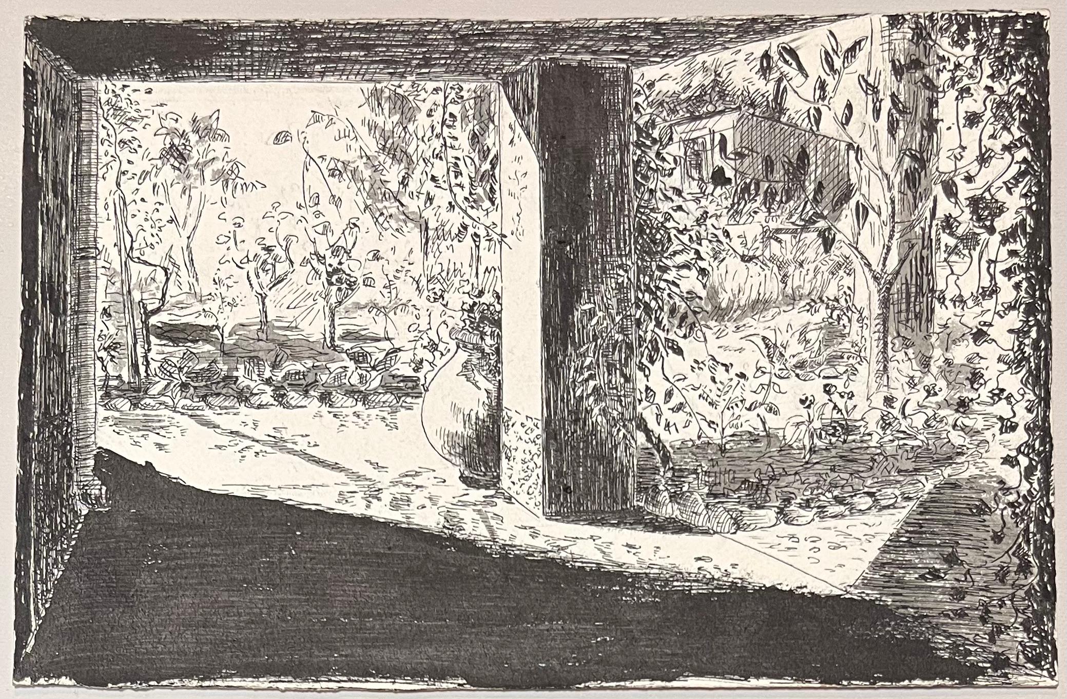 Illustrazione a inchiostro francese di metà secolo di una vista su un giardino ombreggiato attraverso un portico - Art di Josine Vignon