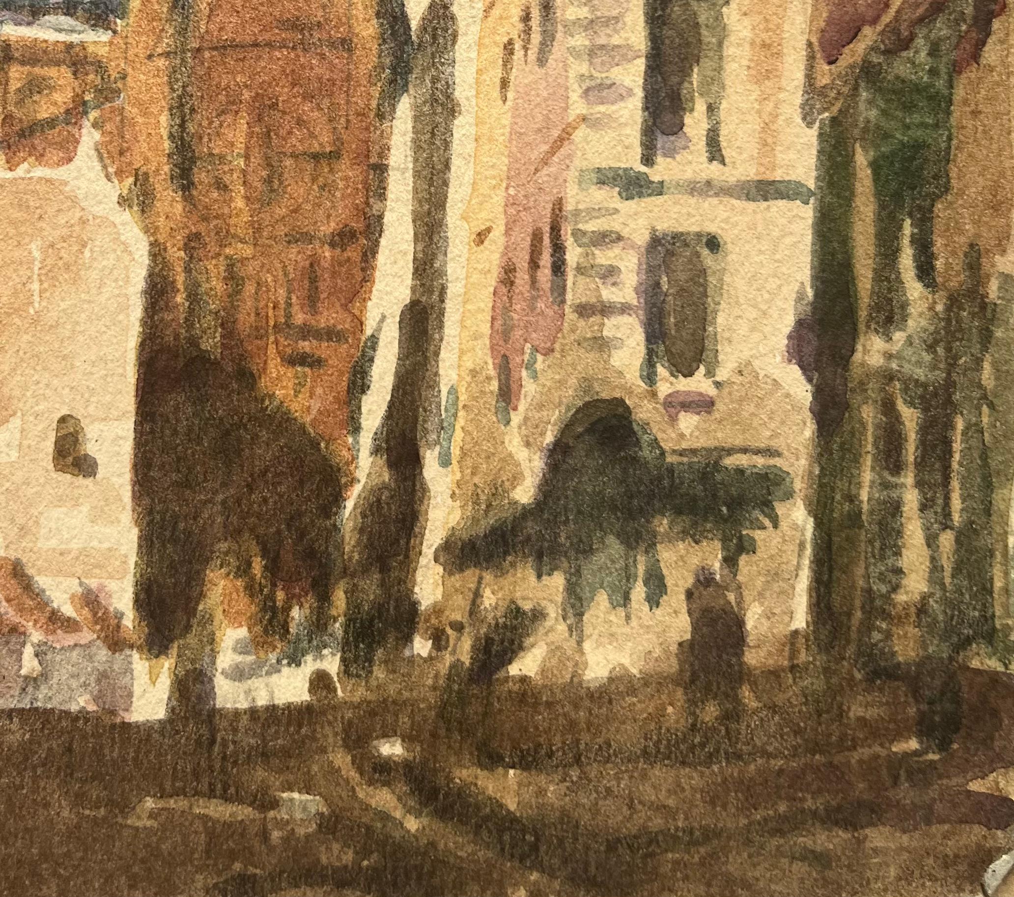Aquarelle impressionniste française d'une scène de rue urbaine avec tour cloche - Impressionnisme Art par Maurice Mazeilie