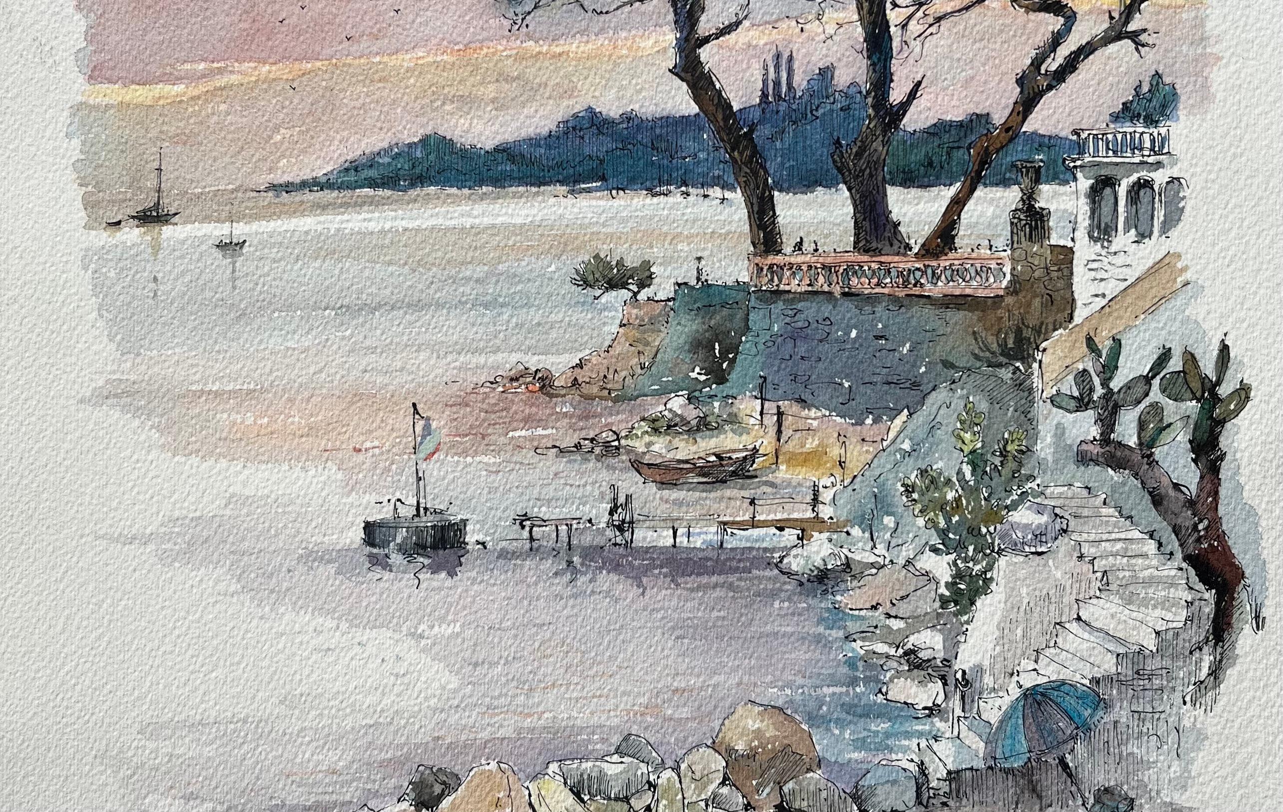 Französisches Aquarell des Sonnenuntergangs an der Küste von Beaulieu mit Bäumen und Booten (Grau), Landscape Painting, von Robert Lepine (1929 - 2017)