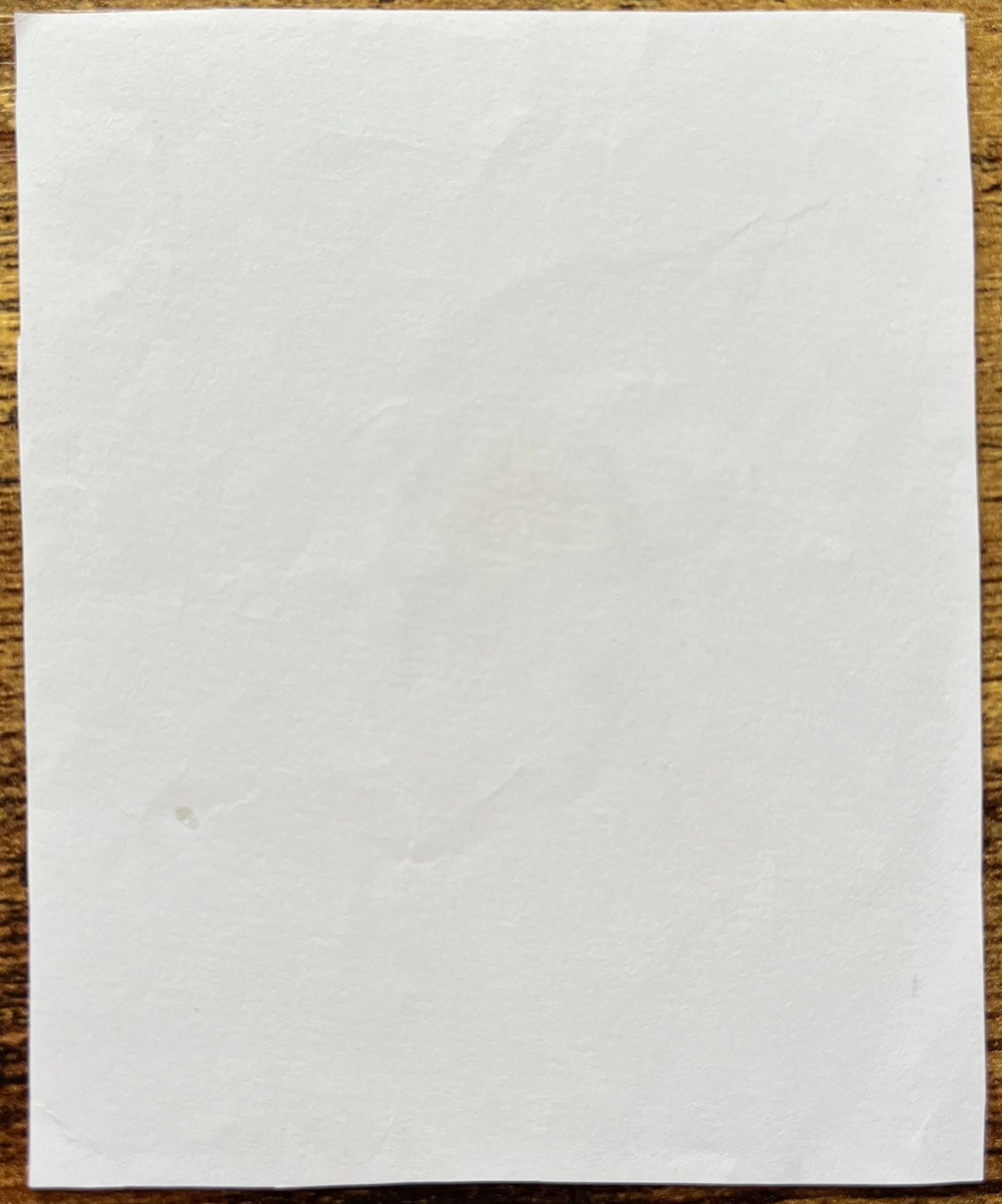 Titre : Aquarelle miniature historique de la rue du vin en direction de la rue du maïs à Bristol
par Jack Grunwell, artiste britannique du 20e siècle 
Support : Aquarelle sur carton fin, non encadrée
Dimensions : 3,75 pouces (hauteur) x 3 pouces
