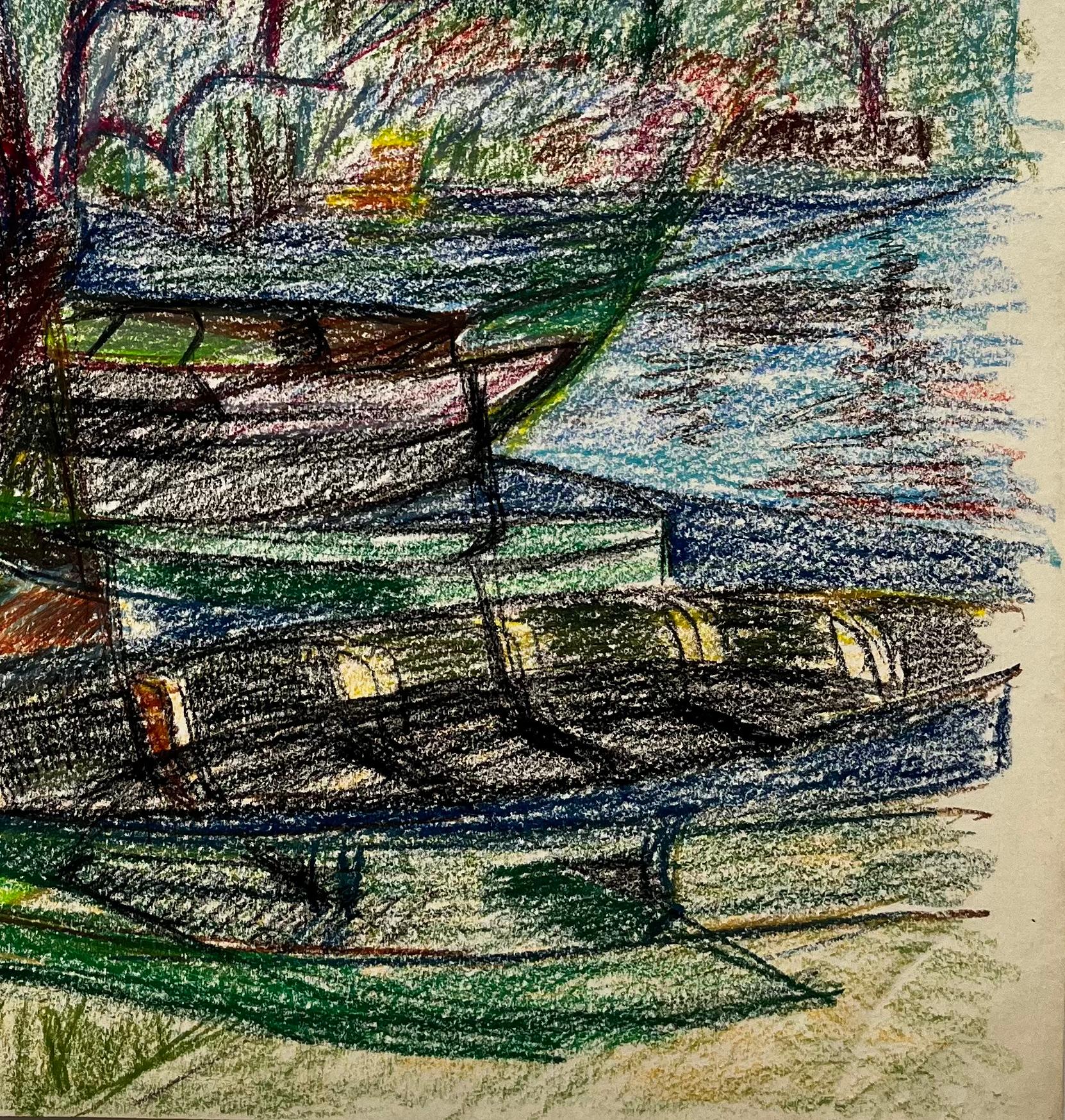 Barche ormeggiate e alberi spogli sulla riva del fiume Disegno a pastello francese - Art di Guy Nicod
