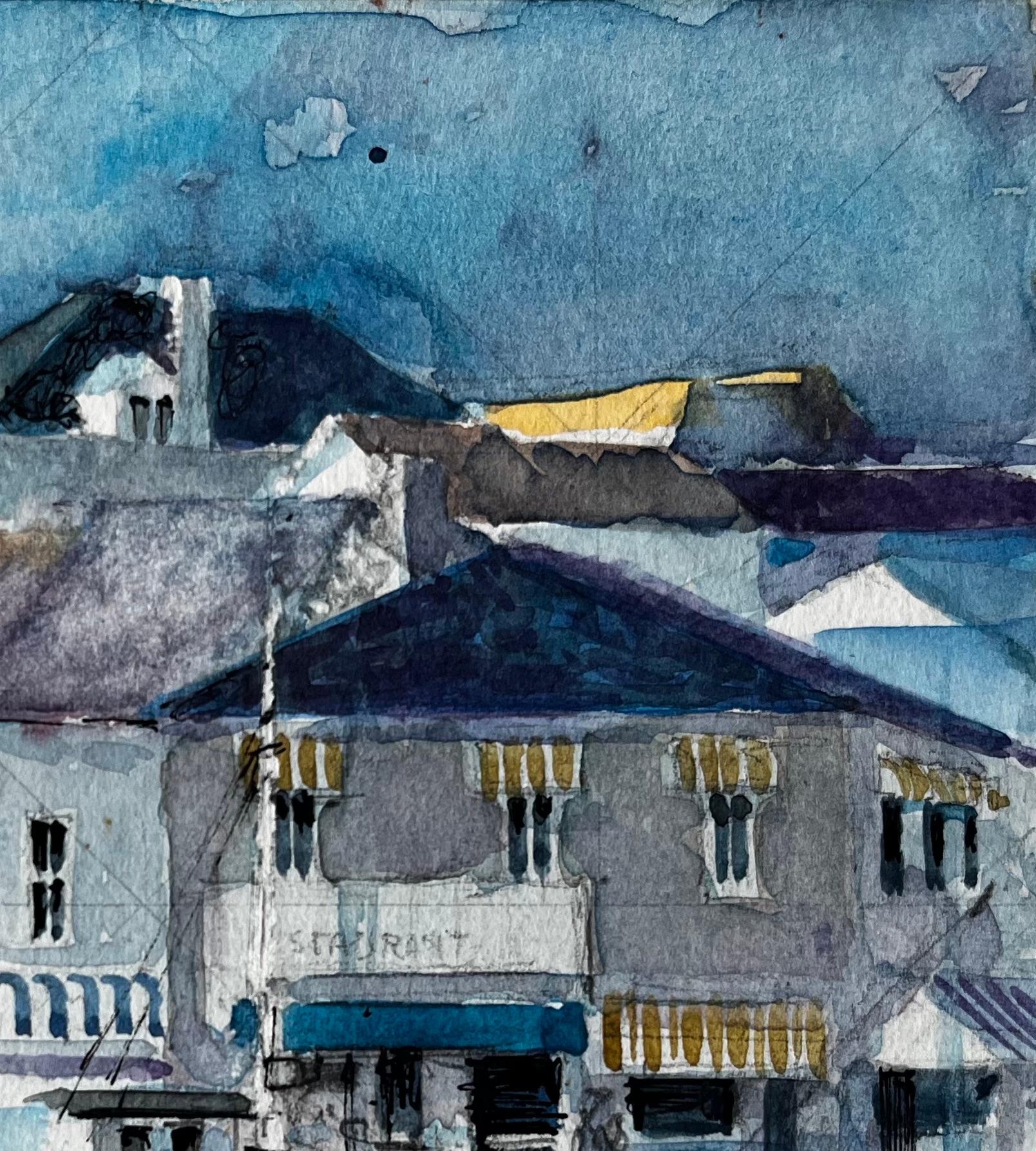 Bateaux de pêche et maisons du front de mer Scène portuaire méditerranéenne française - Gris Landscape Art par Pierre Neveu