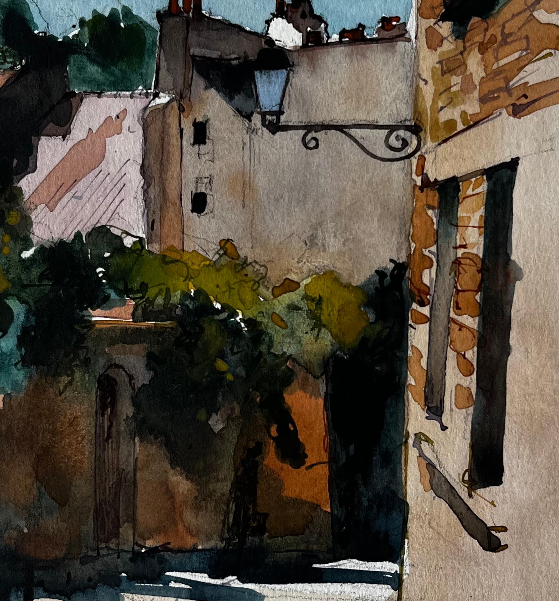 Strada illuminata dal sole e case in pietra a Dinant Studio sulla città fluviale belga in vendita 2