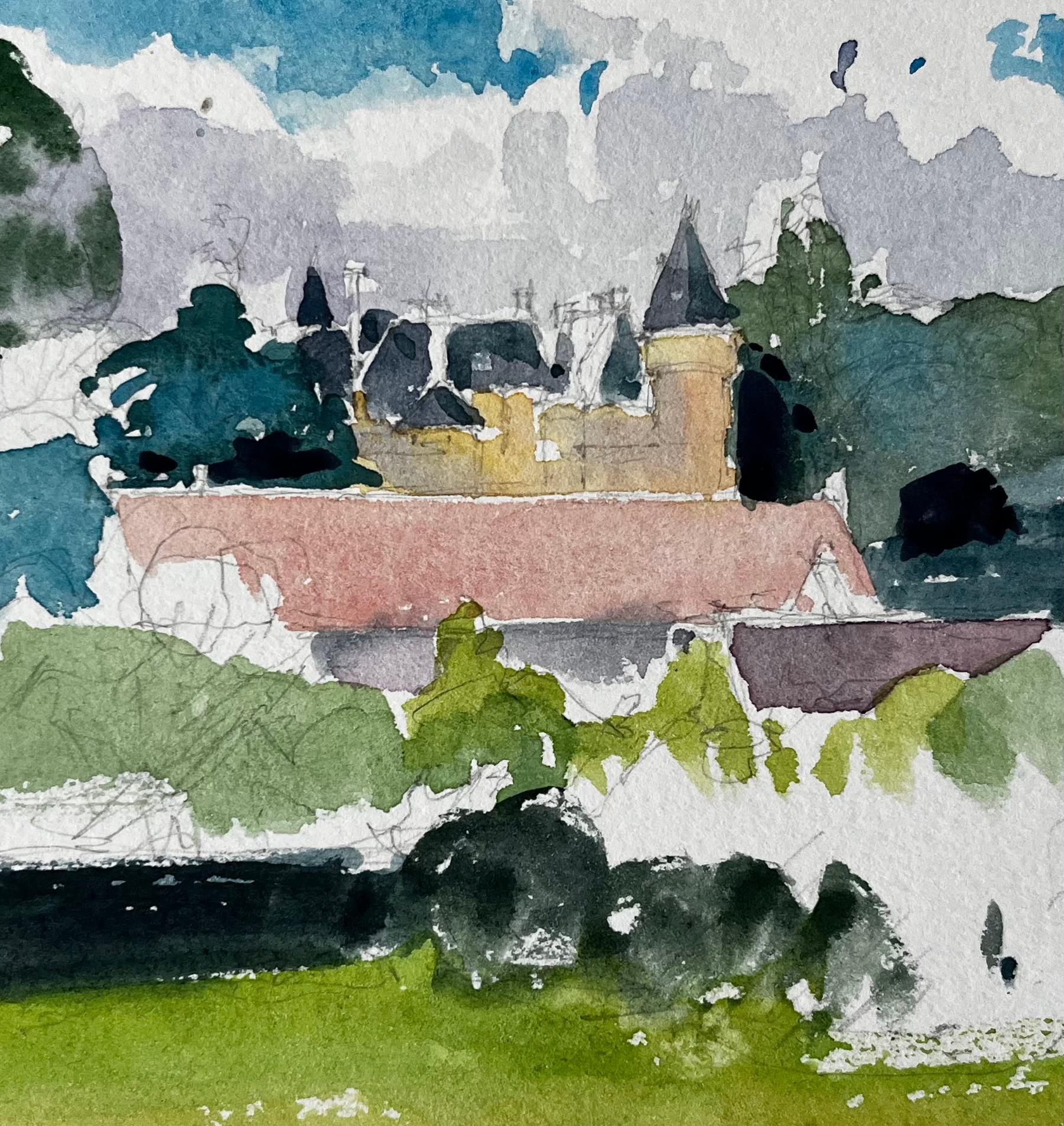 Estudio de paisaje de castillo francés con árboles y tejados rojos Acuarela de campo en venta 2