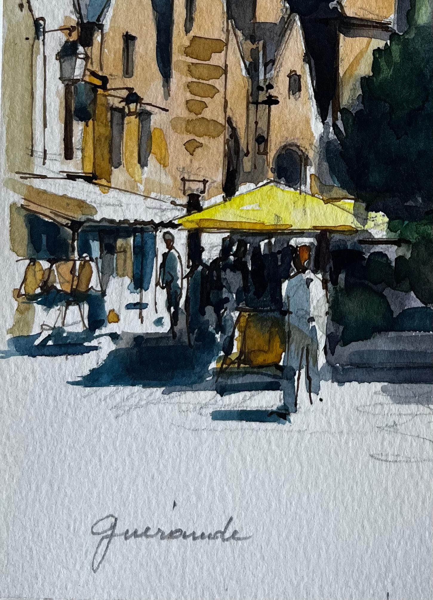 Figures de la flèche de l'église de la place du marché de Guérande et parasol jaune en vente 1