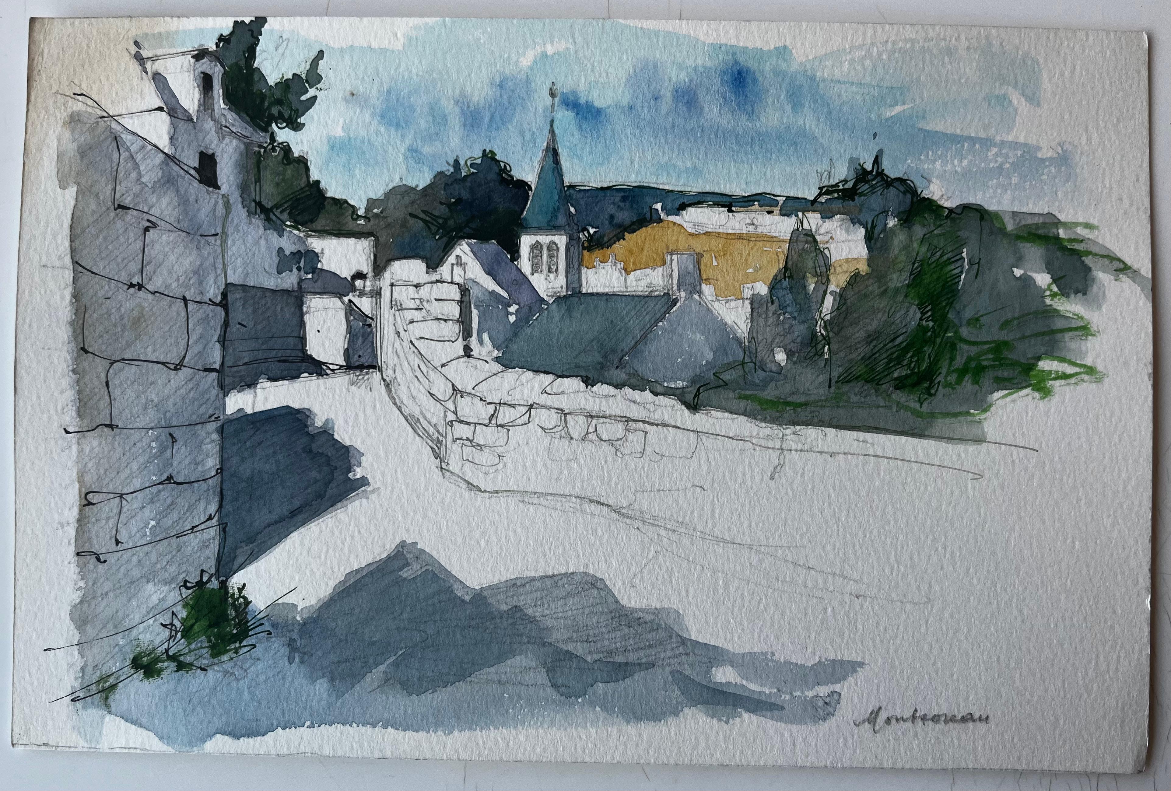 Mortemart Village Mura di pietra Torre della chiesa e cielo d'estate Studio ad acquerello - Painting di Pierre Neveu