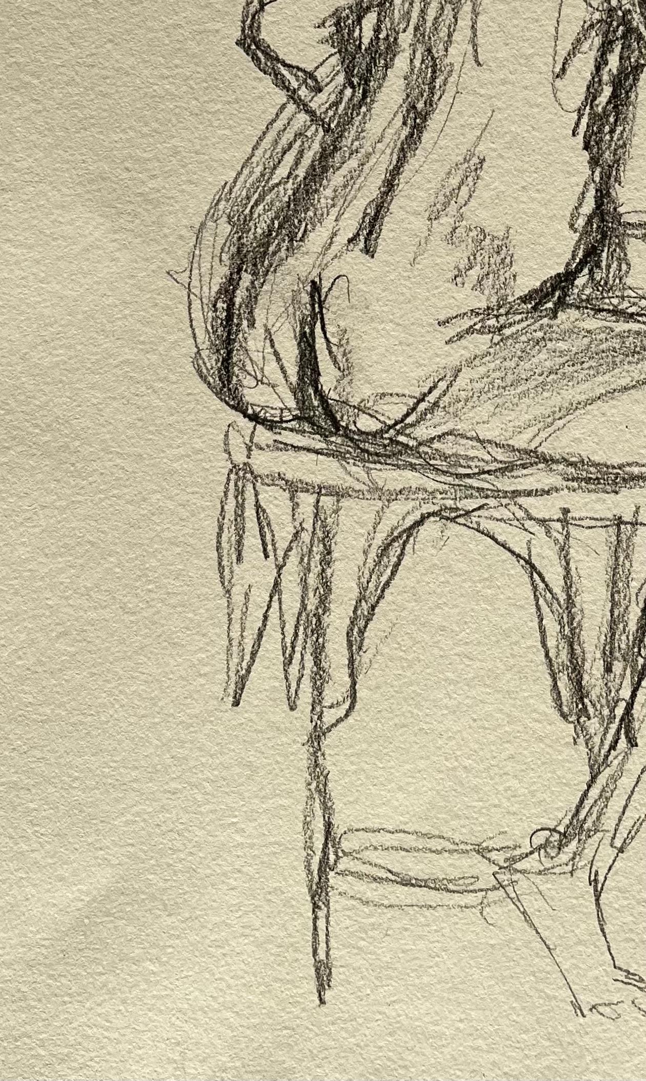 Dibujo de figura femenina desnuda sentada de espaldas Estudio expresivo gestual a lápiz en venta 1