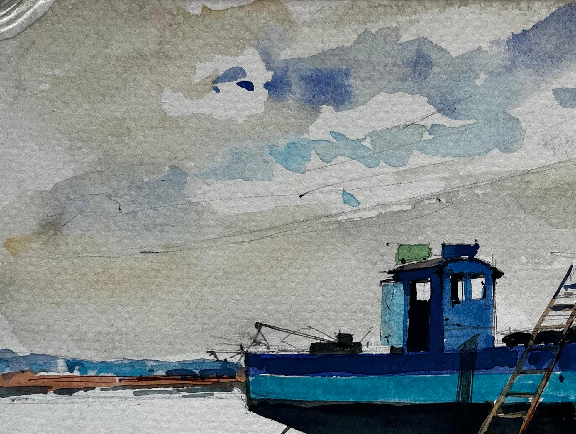 Bateau de pêche bleu marée basse scène portuaire aquarelle côtière en vente 1