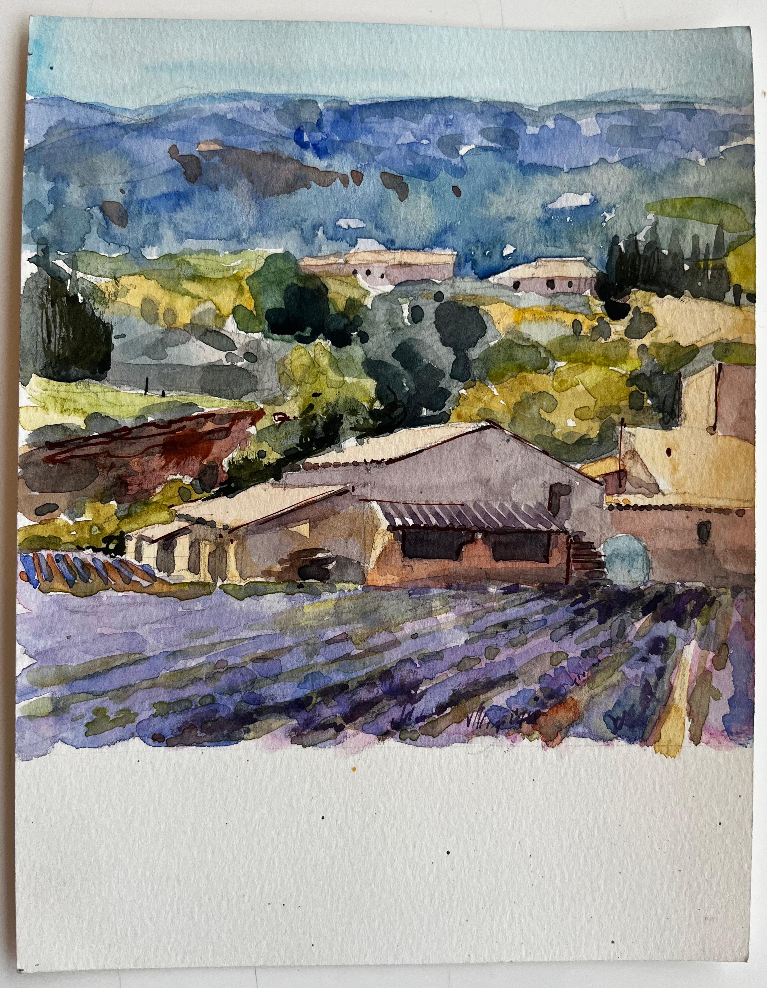 Provenza Campi di lavanda con casa colonica e colline lontane Paesaggio francese - Painting di Pierre Neveu