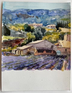 Provence Lavendelfelder mit Bauernhaus und fernen Hügeln Französische Landschaft