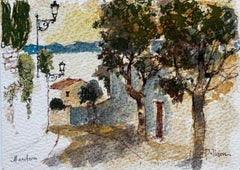 Mentone, strada illuminata dal sole con alberi e colline lontane, acquerello