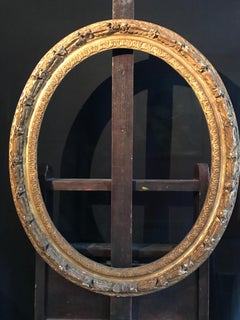 Antique 18th Century Carved Gilt Wood Oval Frame