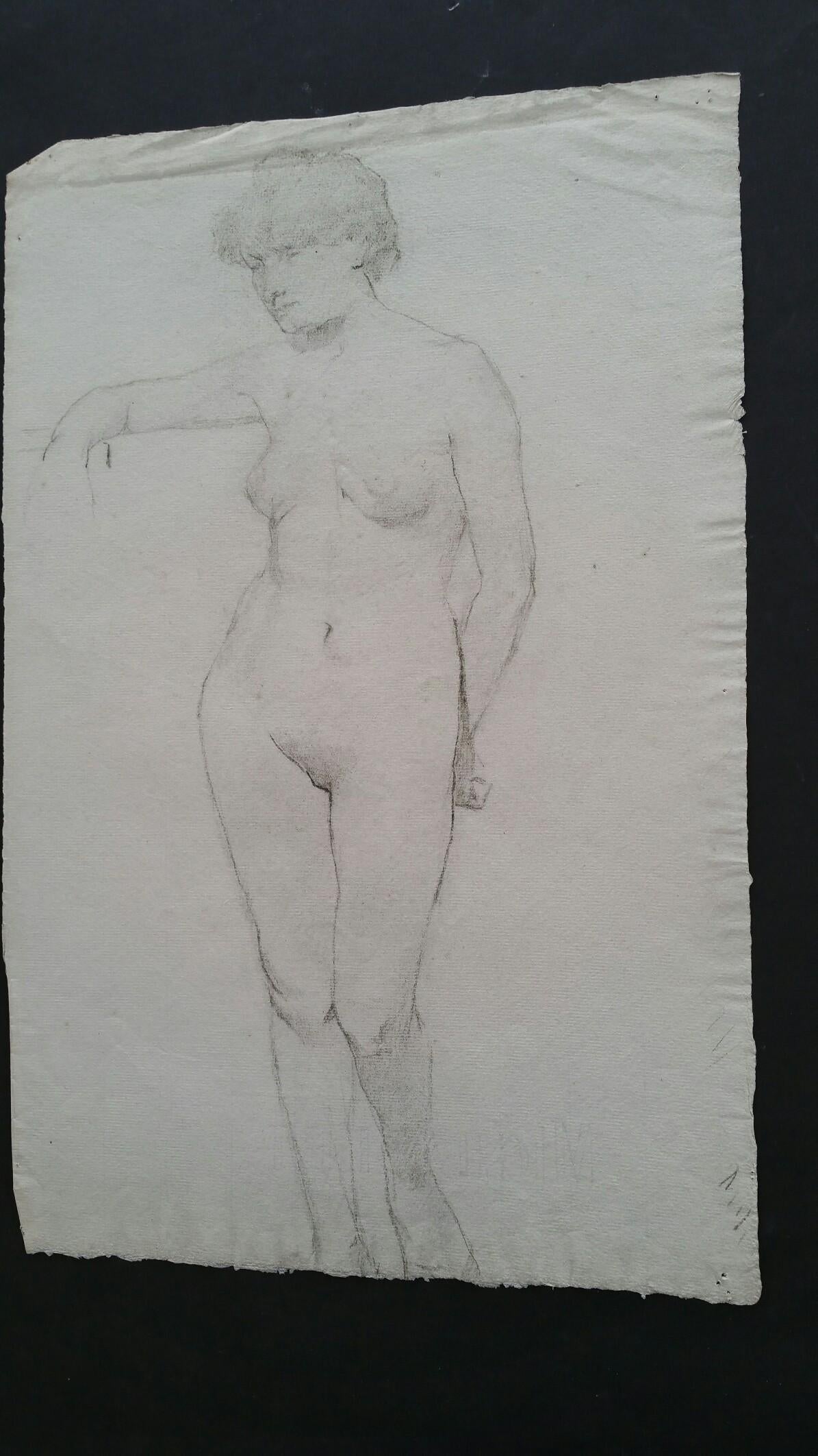 Portrait en graphite anglais d'une femme nue, debout, tournée vers l'avant en vente 4