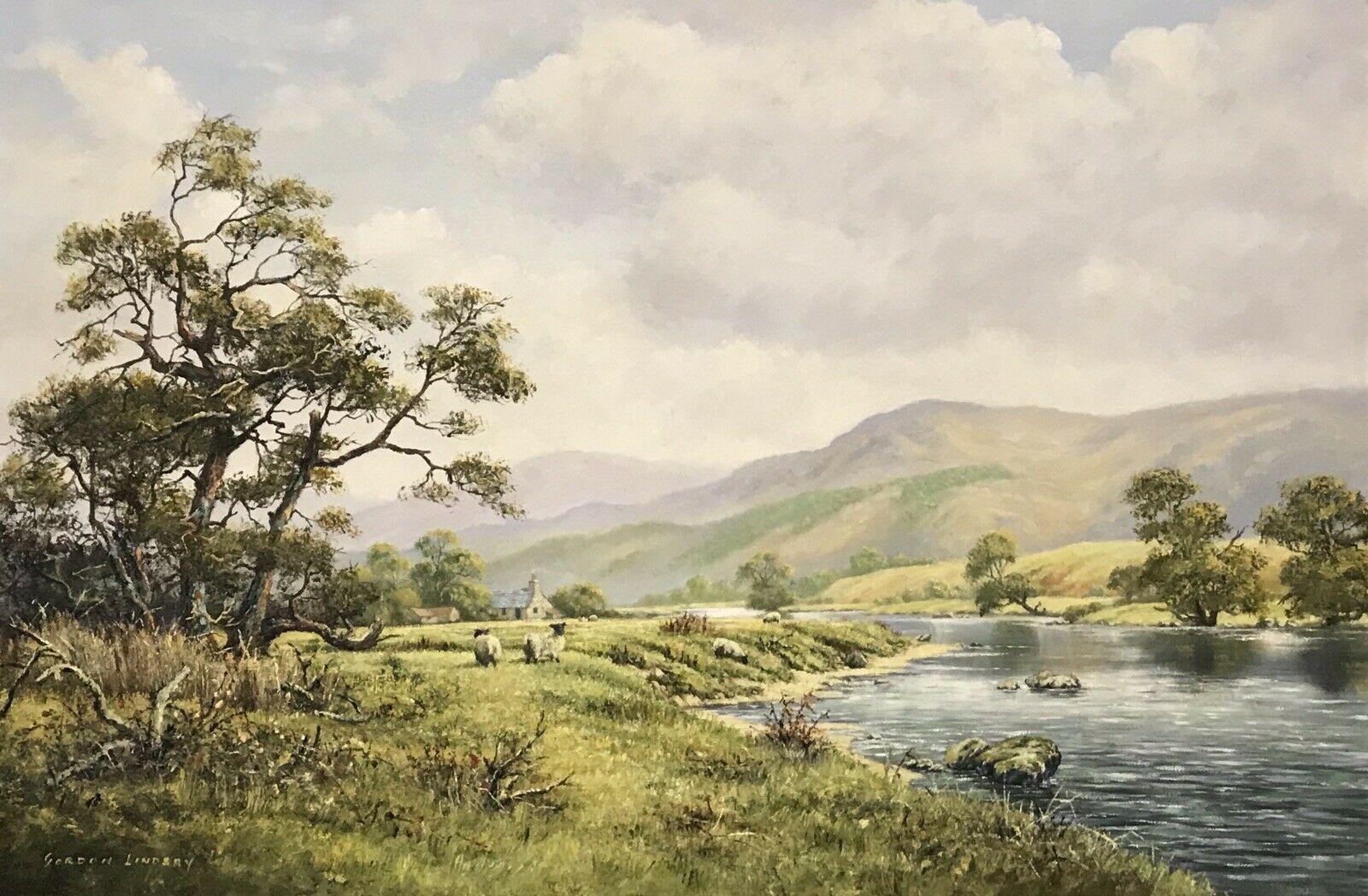 LARGE SCOTTISH RIVER LANDSCAPE SIGNED OIL - SHEEP GRAZING PASTORAL RIVER BANK - Painting by Gordon Lindsay