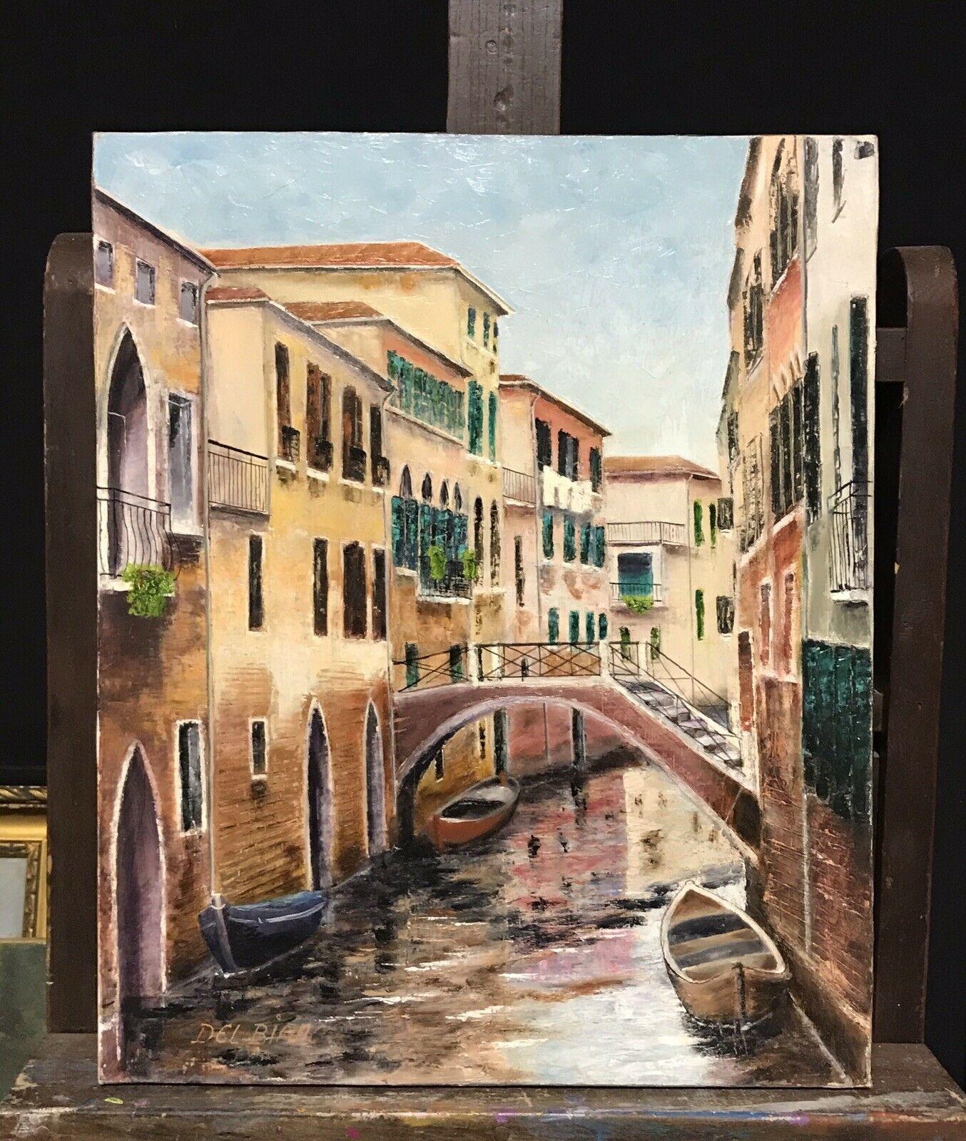 LARGE SIGNED OIL PAINTING - TRANQUIL VENICE CANAL BACKWATER - Painting by LOUIS DEL BIANCO (B.1925