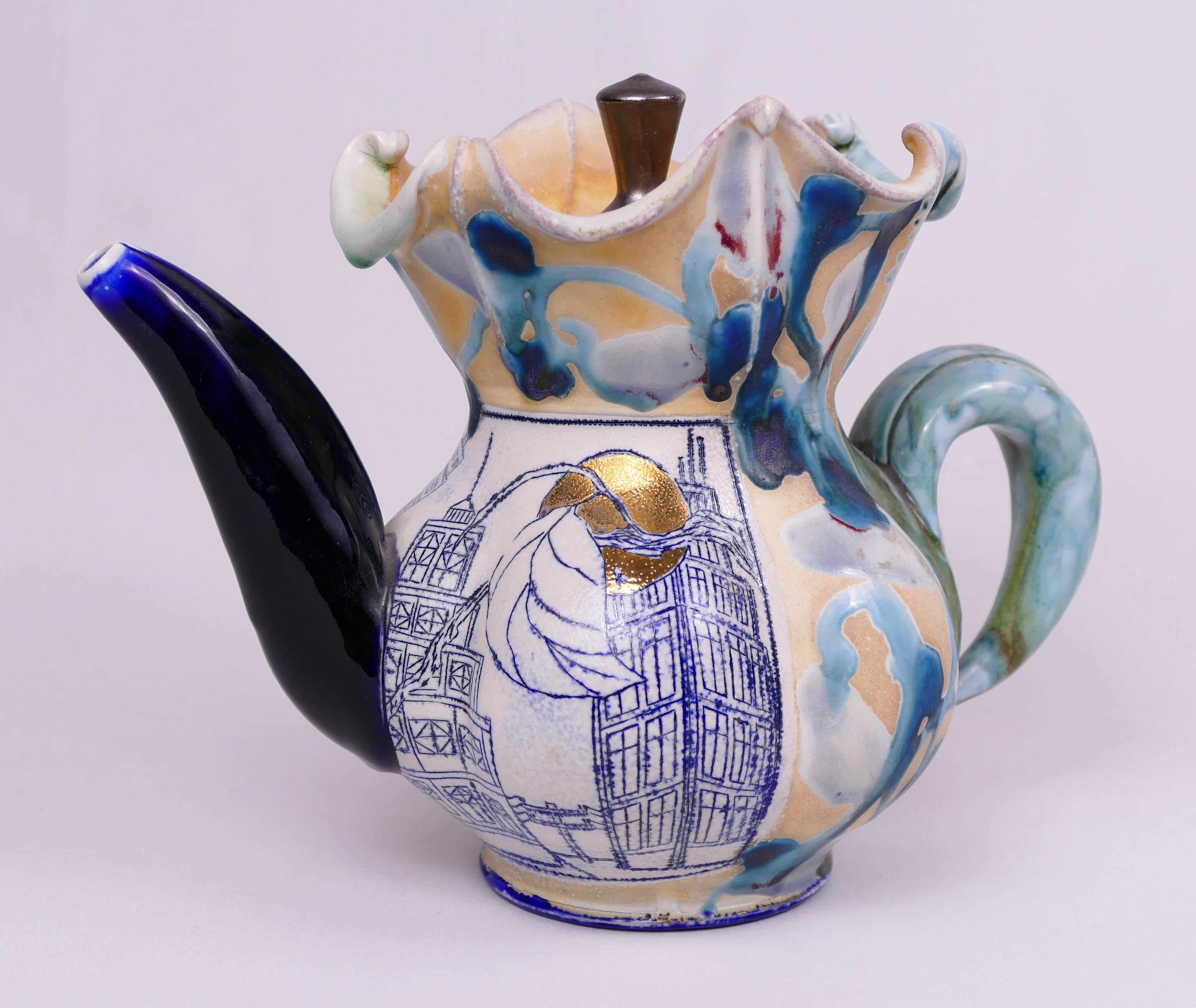 Dolcis Domus Teapot - Art by Julia Galloway 