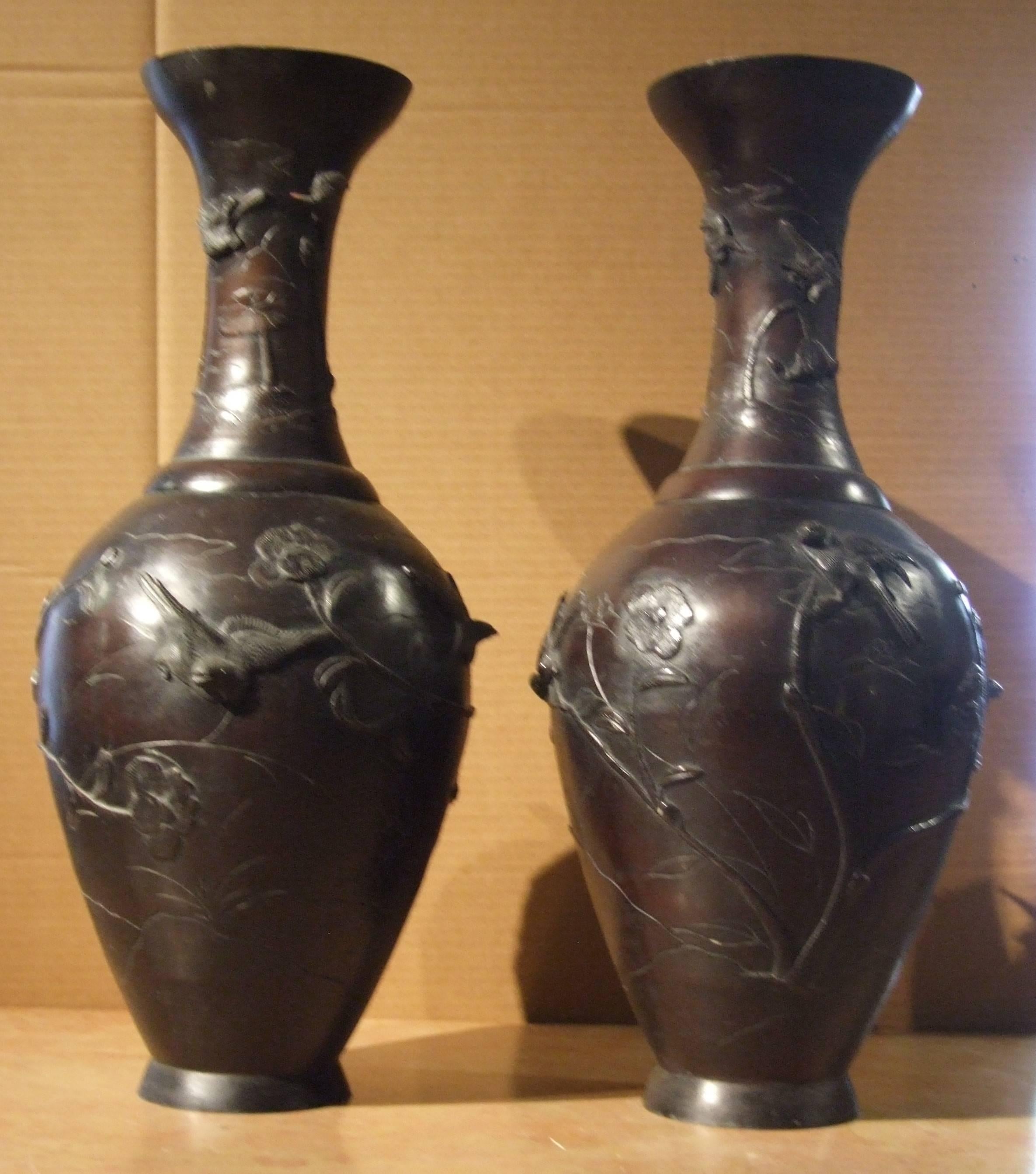 Pair of bronze japanese vases