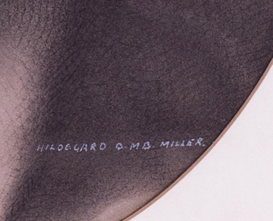 Hildegard Miller (British, 19th / 20th Century)
Studies of a Neo-Classical Hero
Signed ‘HILDEGARD BMB MILLER’ (lower right)
Crayon and light chalk
15.3/4 x 11.5/8 in. (40 x 29.7 cm.) (in oval)
(A pair)